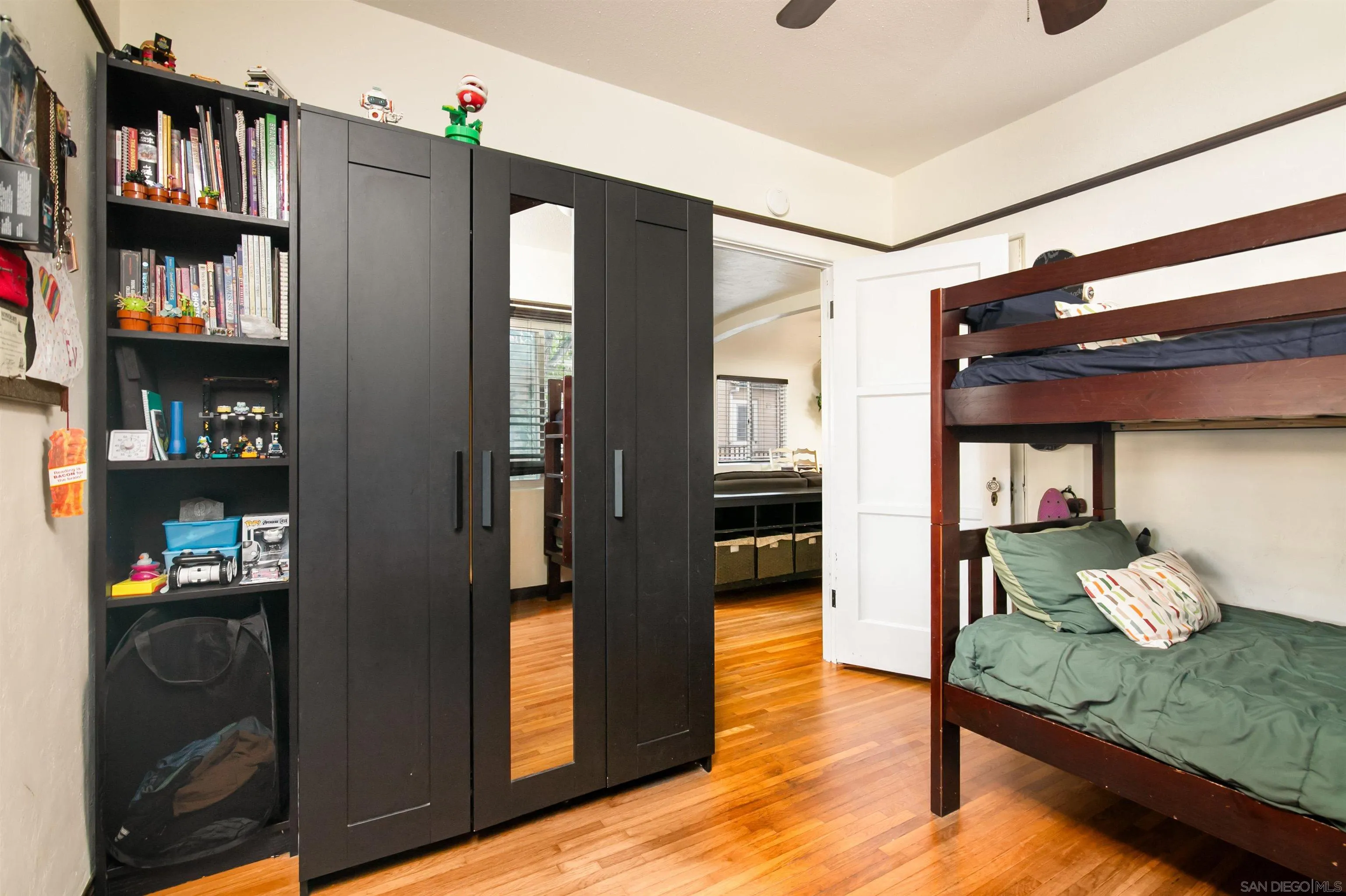 https://cdn.realtyfeed.com/cdn/127/250036972/46f09acffe25b8e8e926fb03c6ece29d.webp