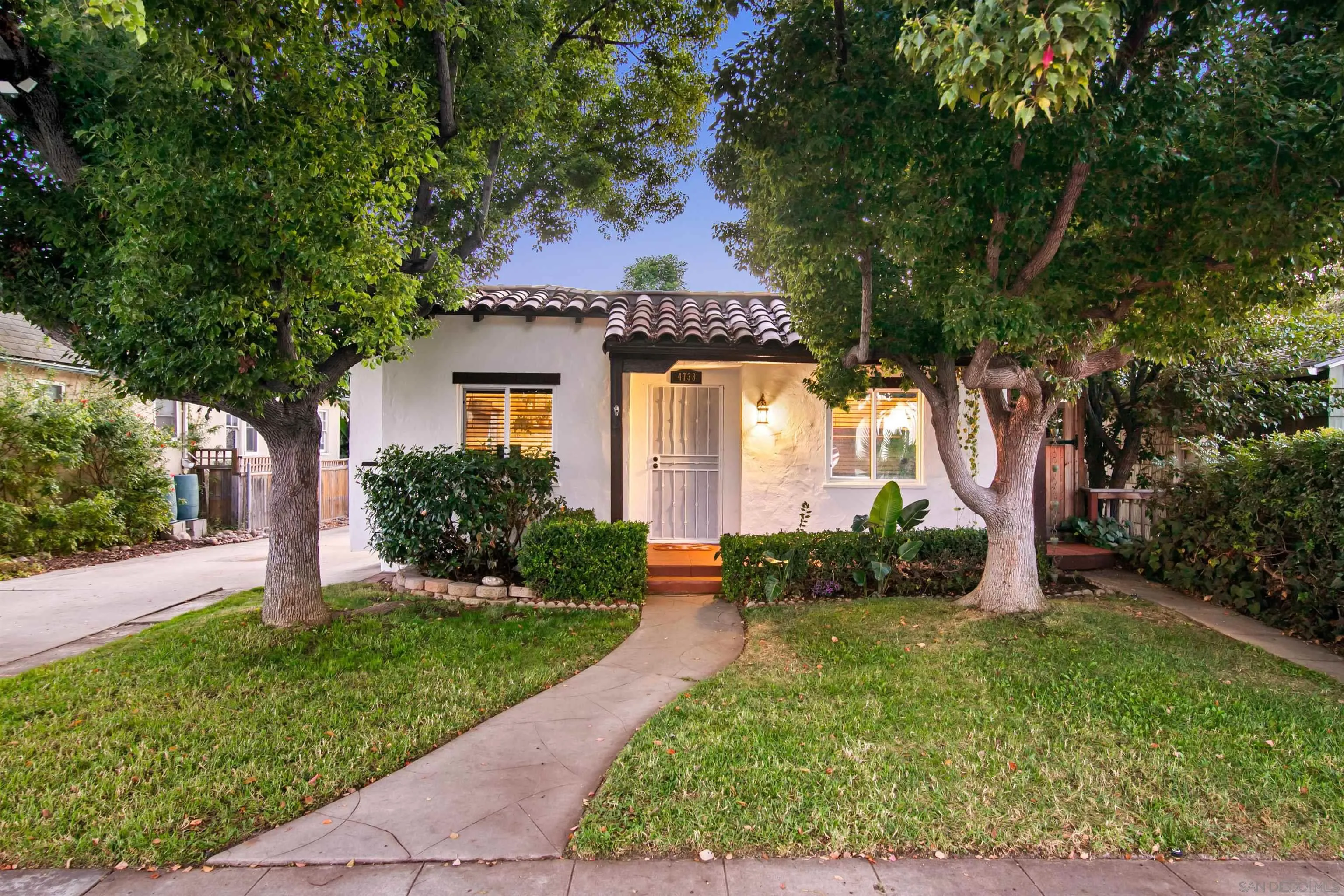 https://cdn.realtyfeed.com/cdn/127/250036972/7a6c1aacf032880f390e40050c94de98.webp