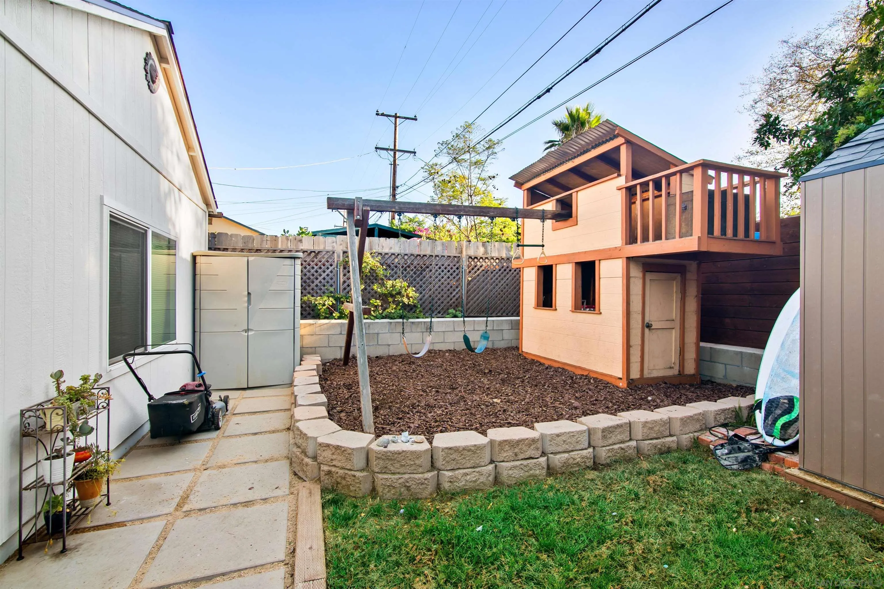 https://cdn.realtyfeed.com/cdn/127/250036972/9d90d74e0d5a9938c8c217ed8c453215.webp