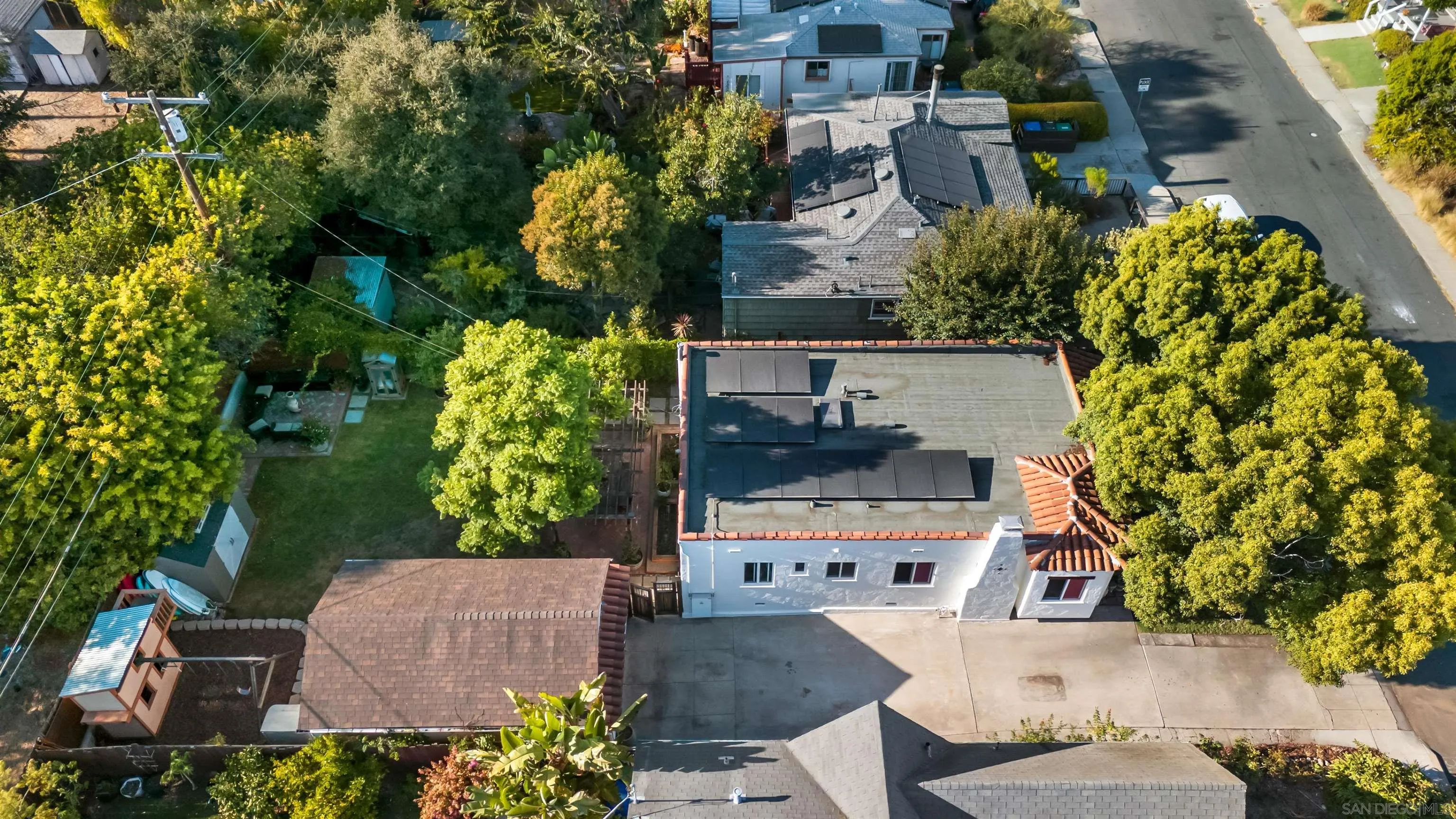 https://cdn.realtyfeed.com/cdn/127/250036972/fd1830f80bb0128d04db8e0457abcb1b.webp