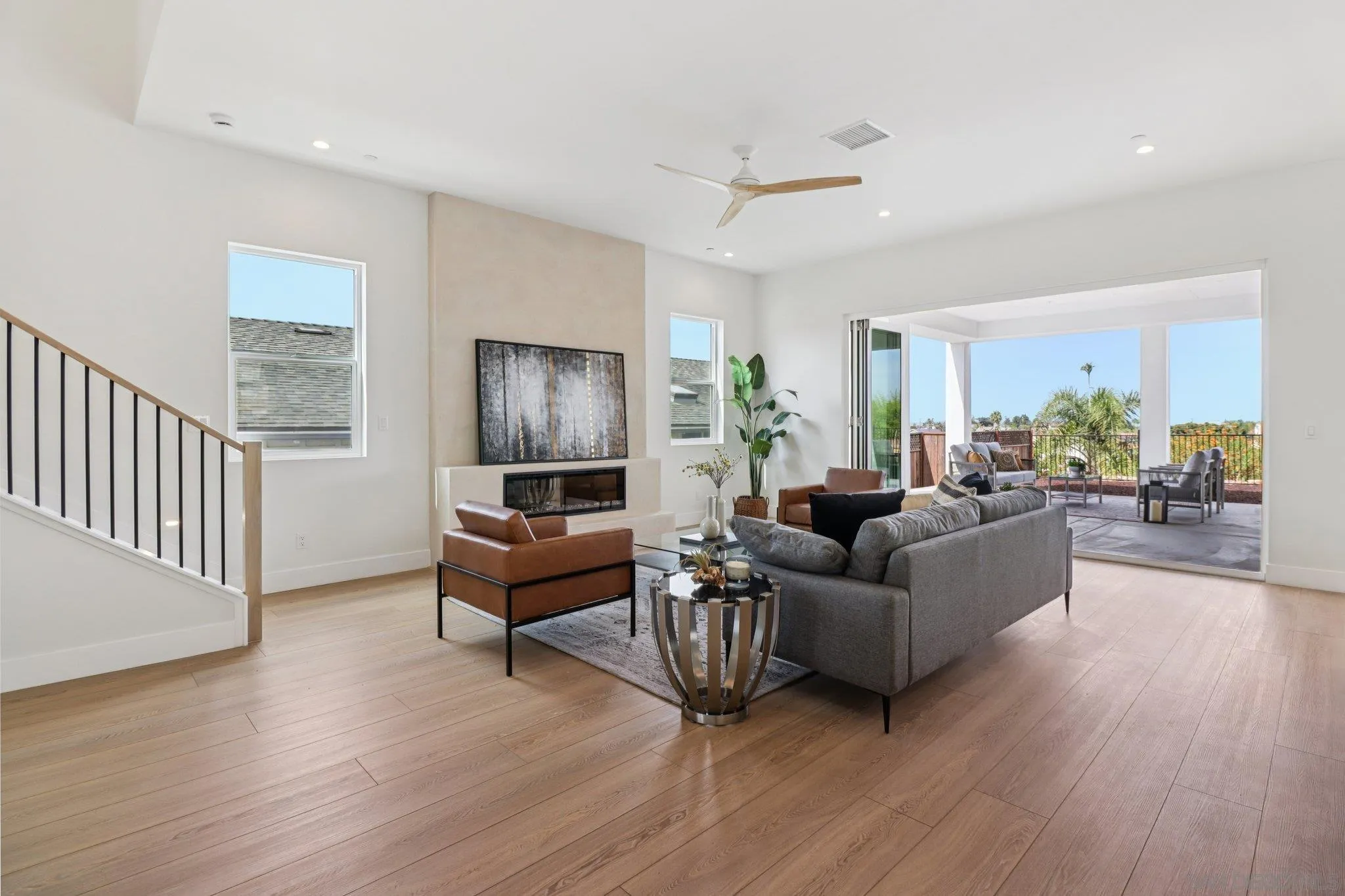 https://cdn.realtyfeed.com/cdn/127/250036975/664dcecd89aaee910550d3e44f37f6a2.webp