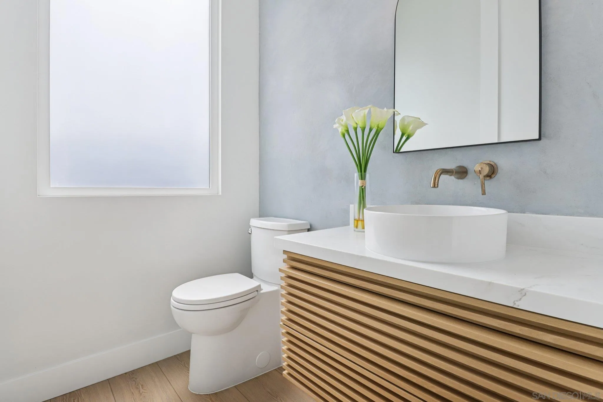 https://cdn.realtyfeed.com/cdn/127/250036975/68e02bbb8a714ee344b48a63b82db118.webp