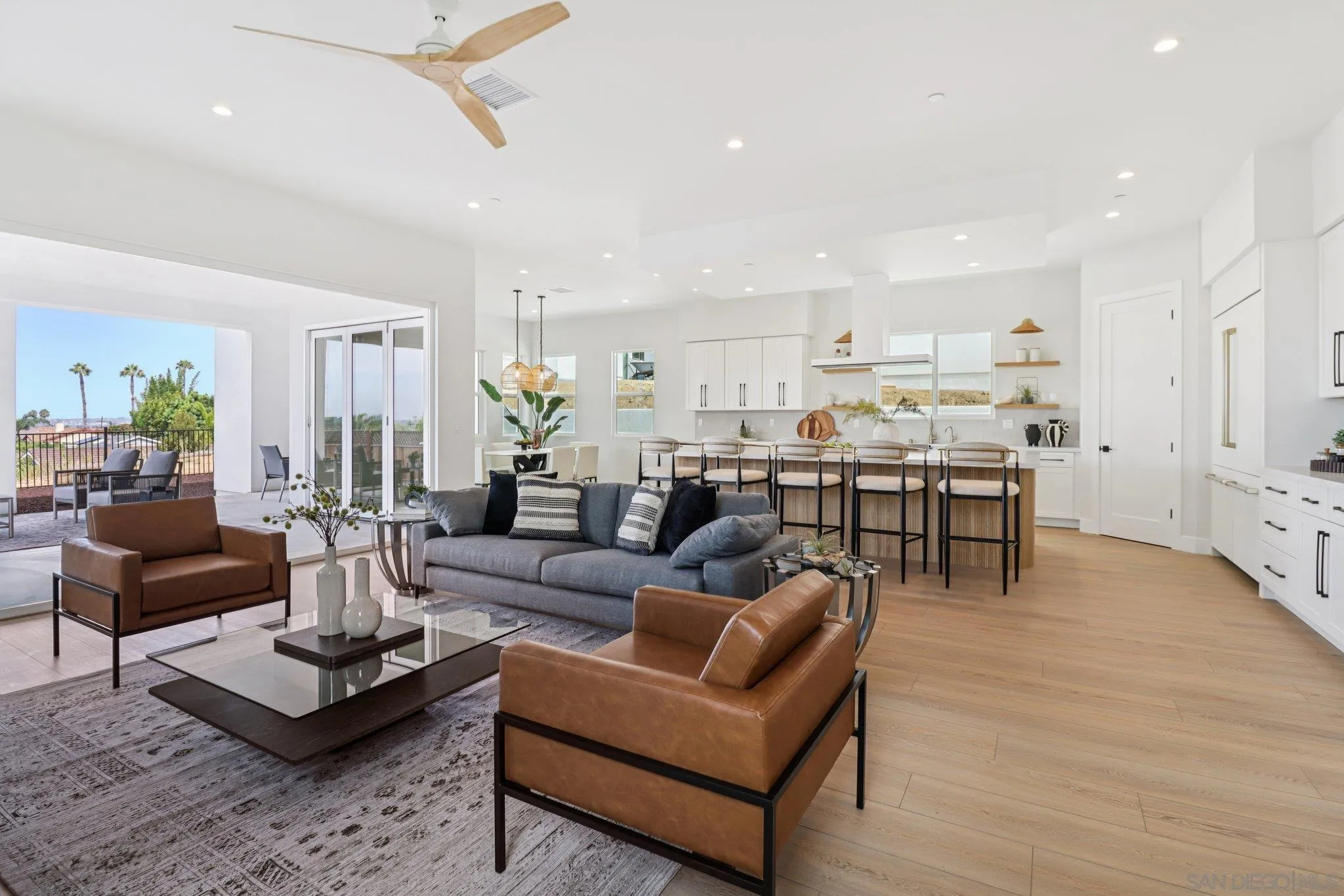 https://cdn.realtyfeed.com/cdn/127/250036975/95d297d992caa2a7d7f36233be1a83e2.webp