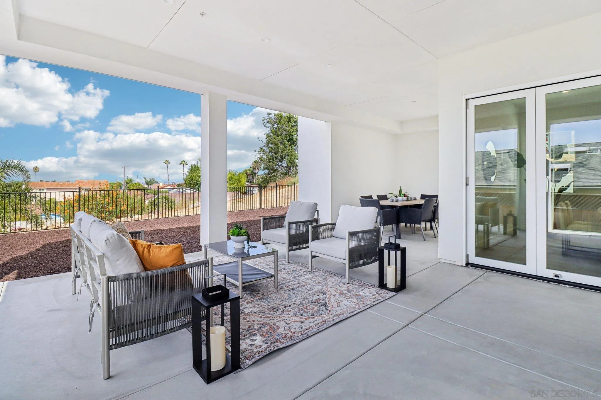 https://cdn.realtyfeed.com/cdn/127/250036975/ffc1297f3e47fe0002975b4ca6f94f20.webp