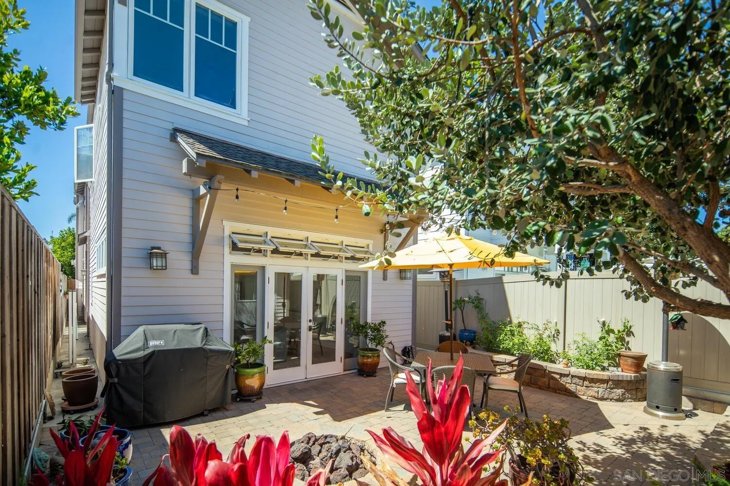 https://cdn.realtyfeed.com/cdn/127/250036976/72552672f1c51c12b2dacec558eaf2bc.webp