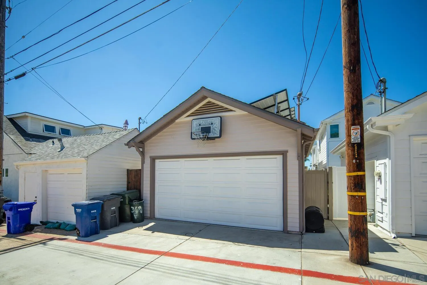 https://cdn.realtyfeed.com/cdn/127/250036976/df056194553ebc4dda3f2b13928b5a6a.webp