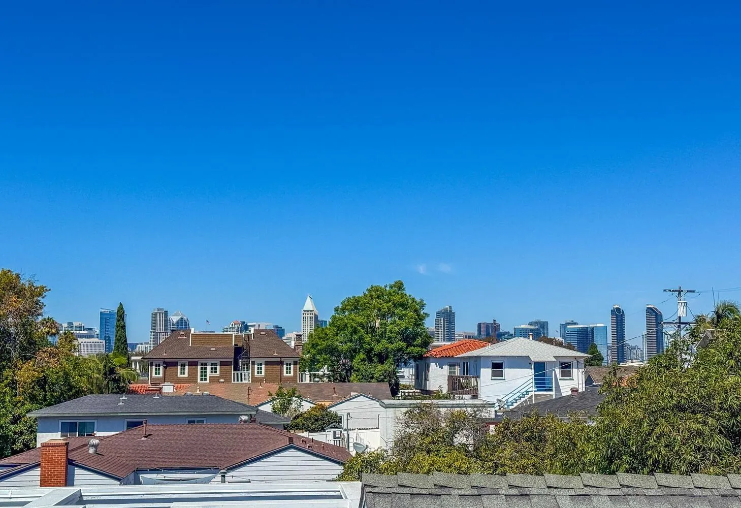 https://cdn.realtyfeed.com/cdn/127/250036976/e494da6f30391e99a4ad7d656840b1ec.webp