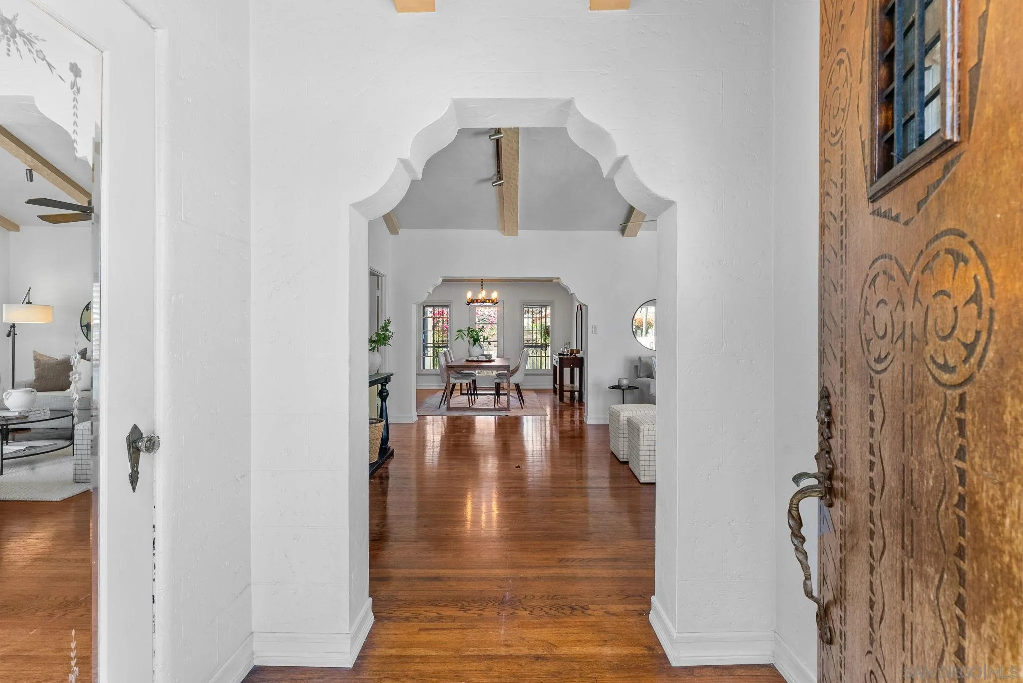 https://cdn.realtyfeed.com/cdn/127/250036977/56189ec9115b81debdee99394008b156.webp