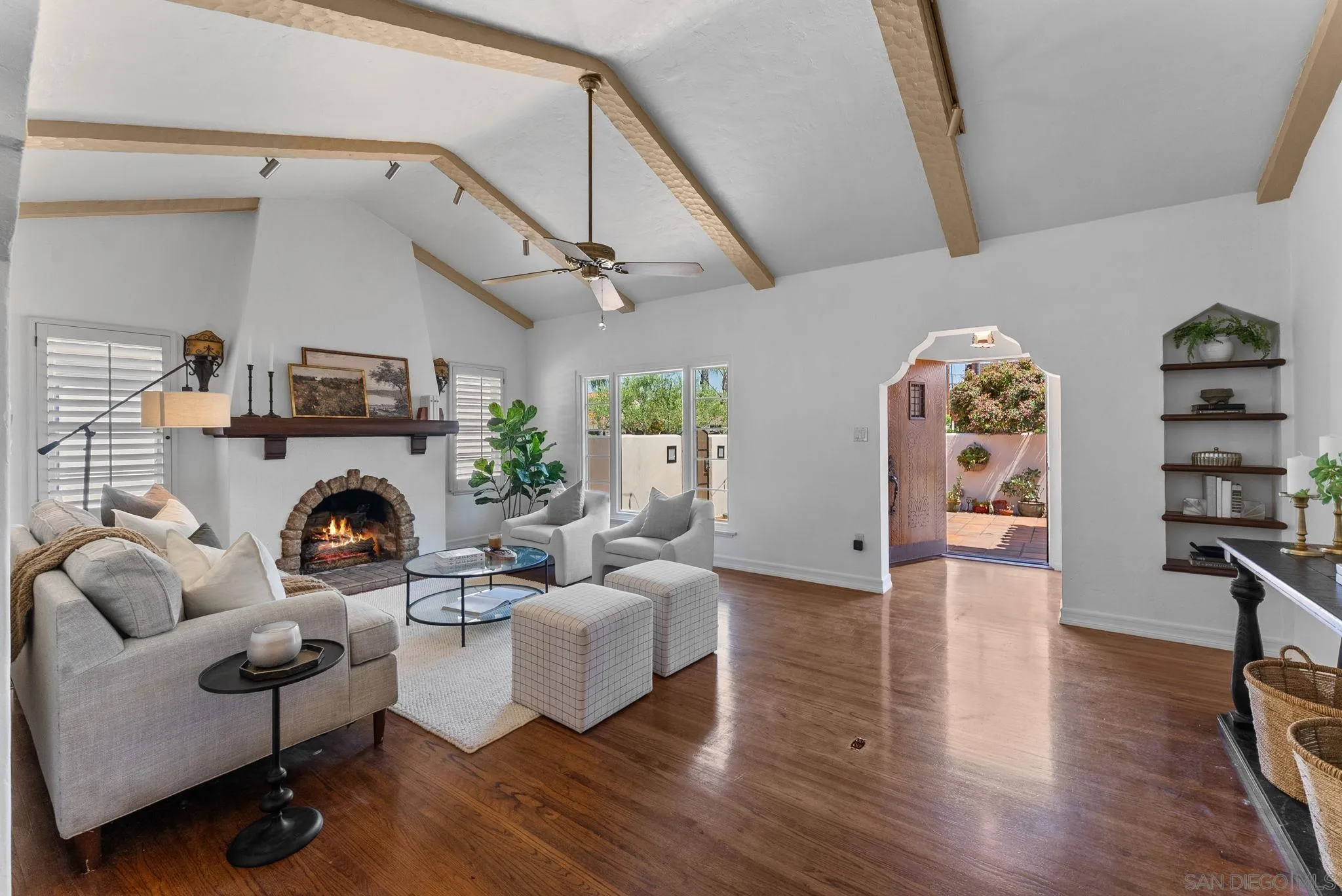 https://cdn.realtyfeed.com/cdn/127/250036977/83ae9c66f43dc34868777380d8248d58.webp