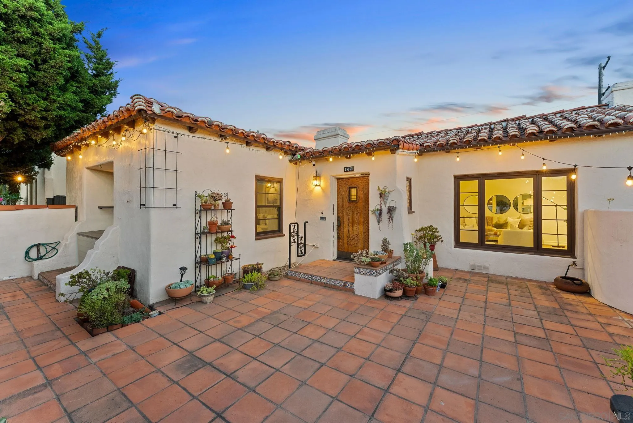 https://cdn.realtyfeed.com/cdn/127/250036977/99a9844827a3e1fef13f61eb7fdebfae.webp
