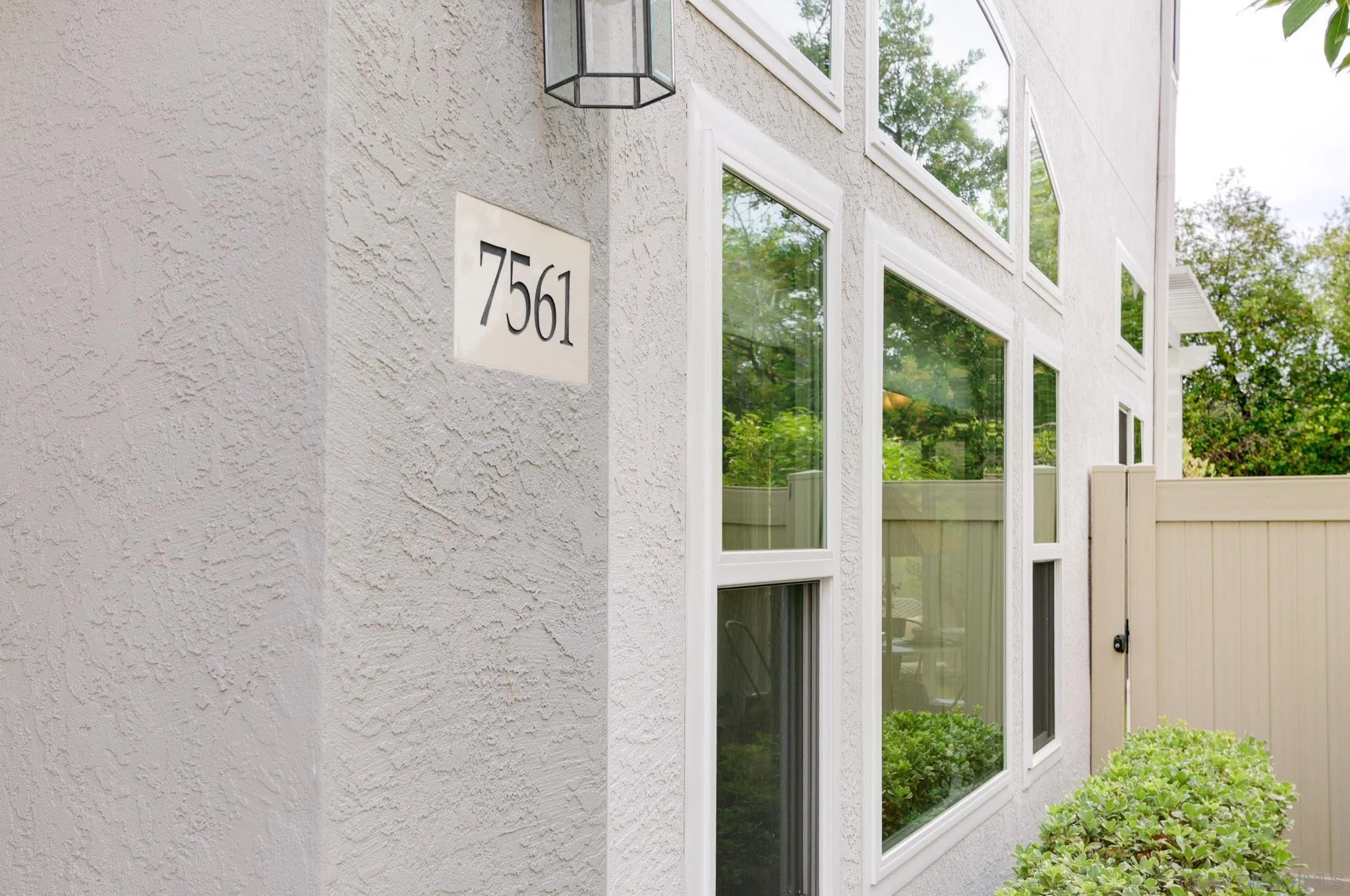 https://cdn.realtyfeed.com/cdn/127/250036978/1c0ff132a8356a16ff0cb9bdbdb27560.webp