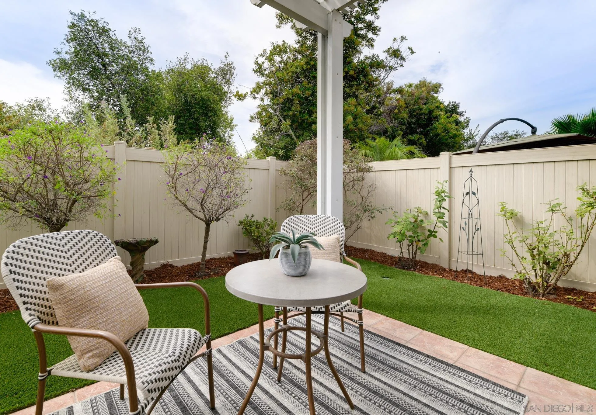 https://cdn.realtyfeed.com/cdn/127/250036978/2f6aa9222a9462cc621f0bb6c669e120.webp
