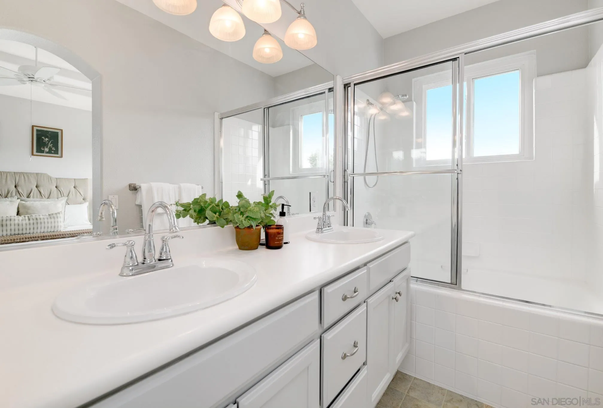 https://cdn.realtyfeed.com/cdn/127/250036978/6c9e21a054dcfe21bfe8b738a223bf11.webp