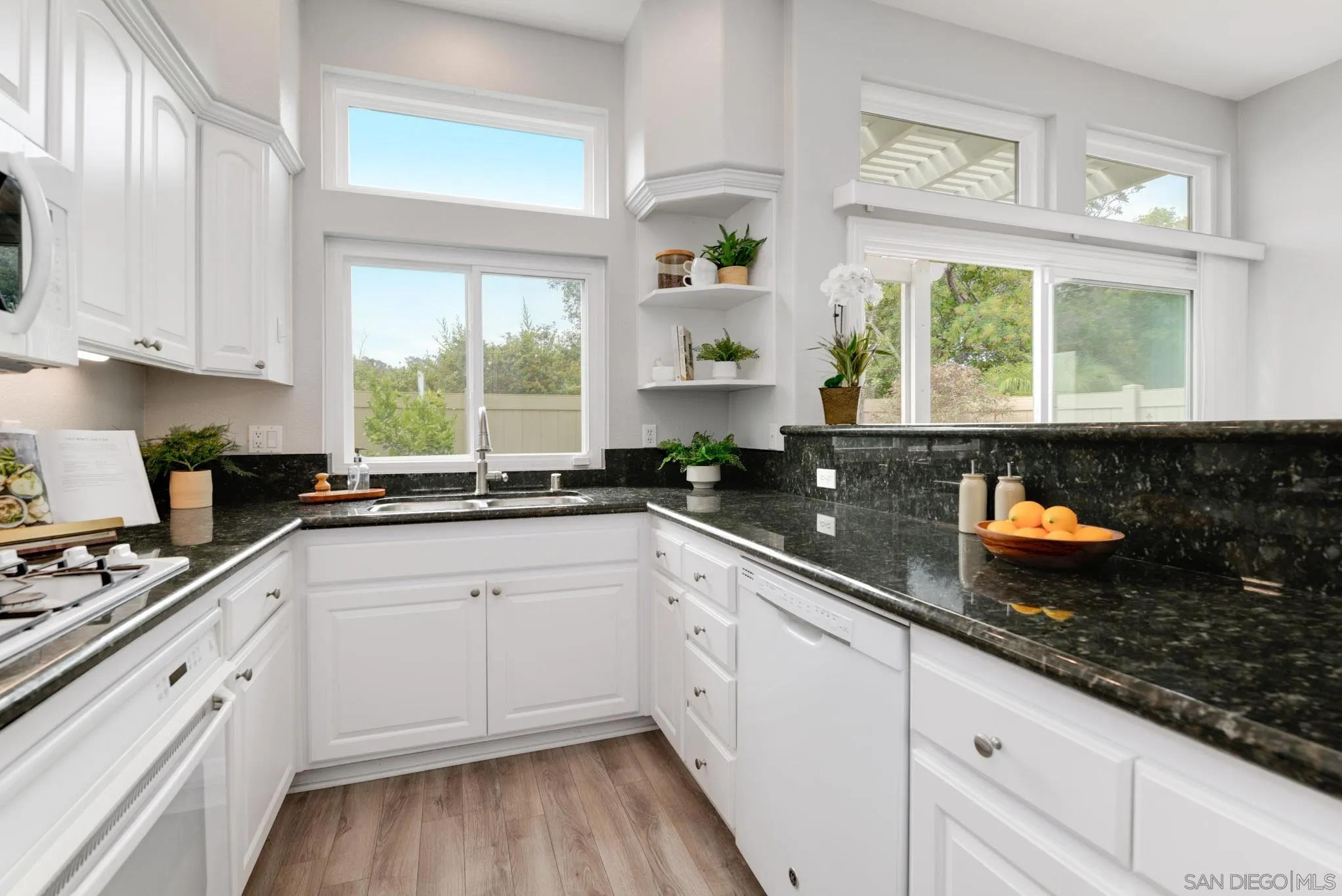 https://cdn.realtyfeed.com/cdn/127/250036978/8a3afacf54a8fc86d3a8a30787660dff.webp