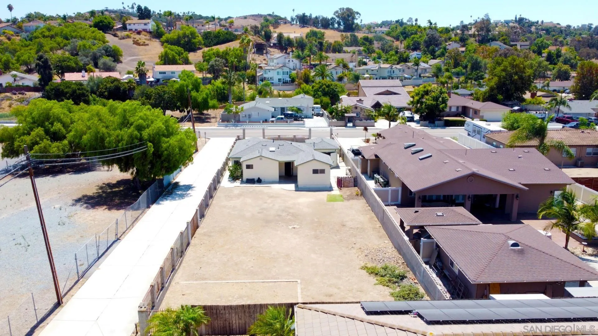 https://cdn.realtyfeed.com/cdn/127/250036980/0ad7e6b00df58b4c08aeafae2ff059a6.webp