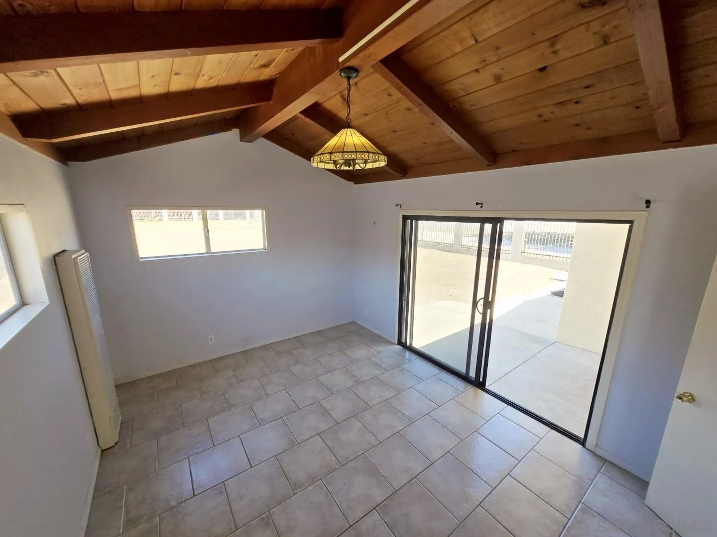 https://cdn.realtyfeed.com/cdn/127/250036980/2eab8f87fe337c2396d10dff85ea5aeb.webp