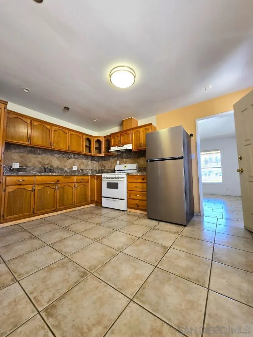 https://cdn.realtyfeed.com/cdn/127/250036980/31735887adff5d22469a9d5663e3e7c7.webp