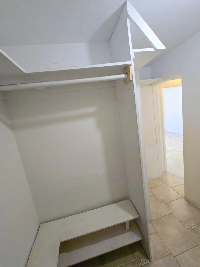 https://cdn.realtyfeed.com/cdn/127/250036980/6c24aa4674433fc8c6b57eff57ca3a3d.webp