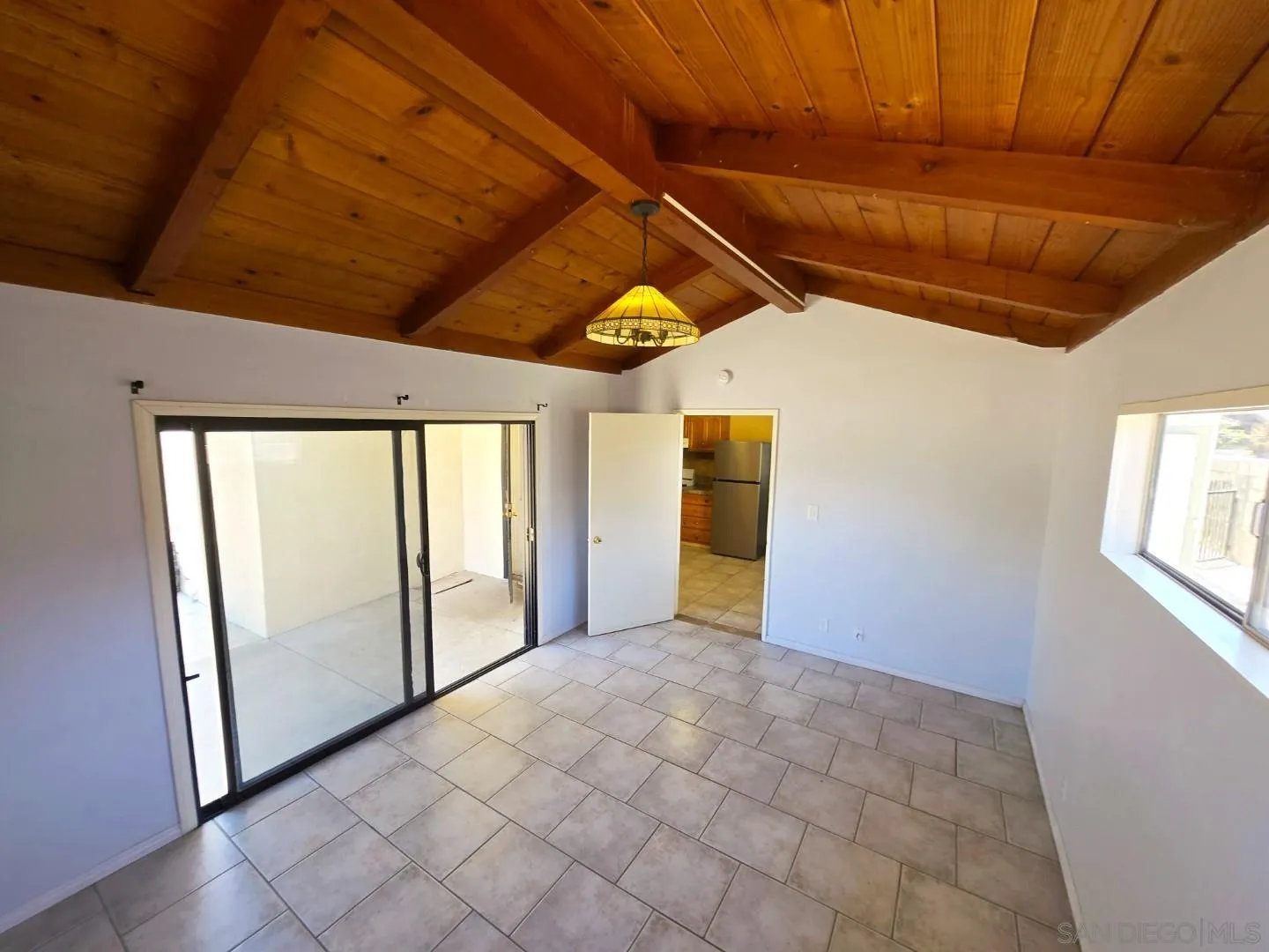 https://cdn.realtyfeed.com/cdn/127/250036980/8ada2d1de8862fa22ed33ec09456b106.webp