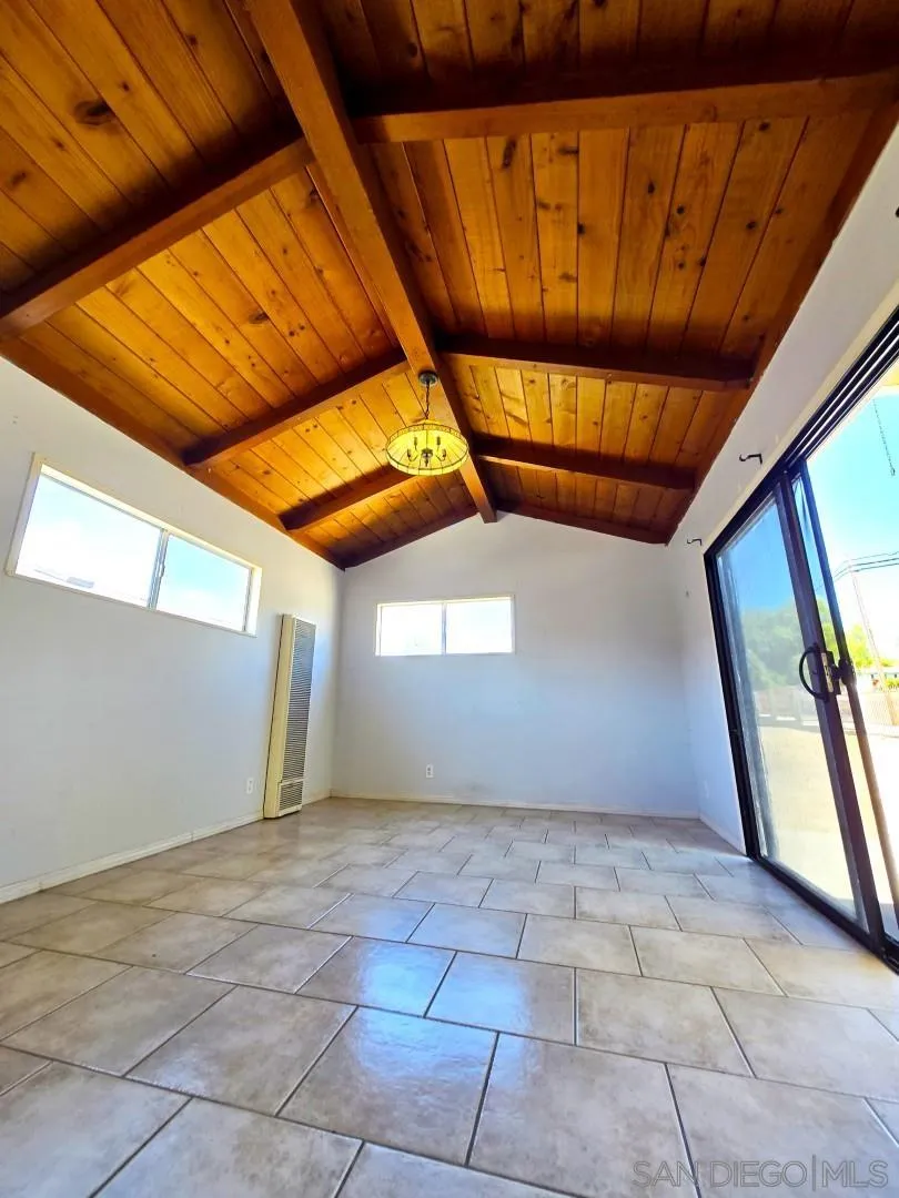 https://cdn.realtyfeed.com/cdn/127/250036980/c3c187dd009e599a7bcd0e71fb2cfcfa.webp