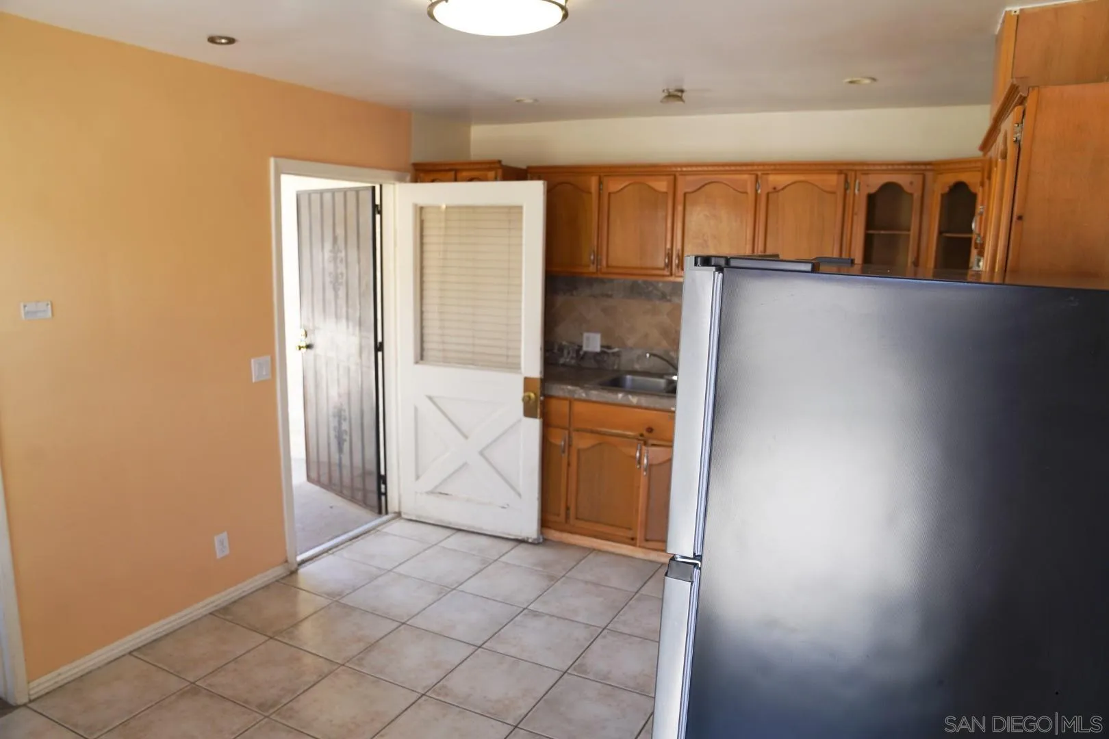 https://cdn.realtyfeed.com/cdn/127/250036980/d6212fb376ec18d9ee336a3108db02c2.webp