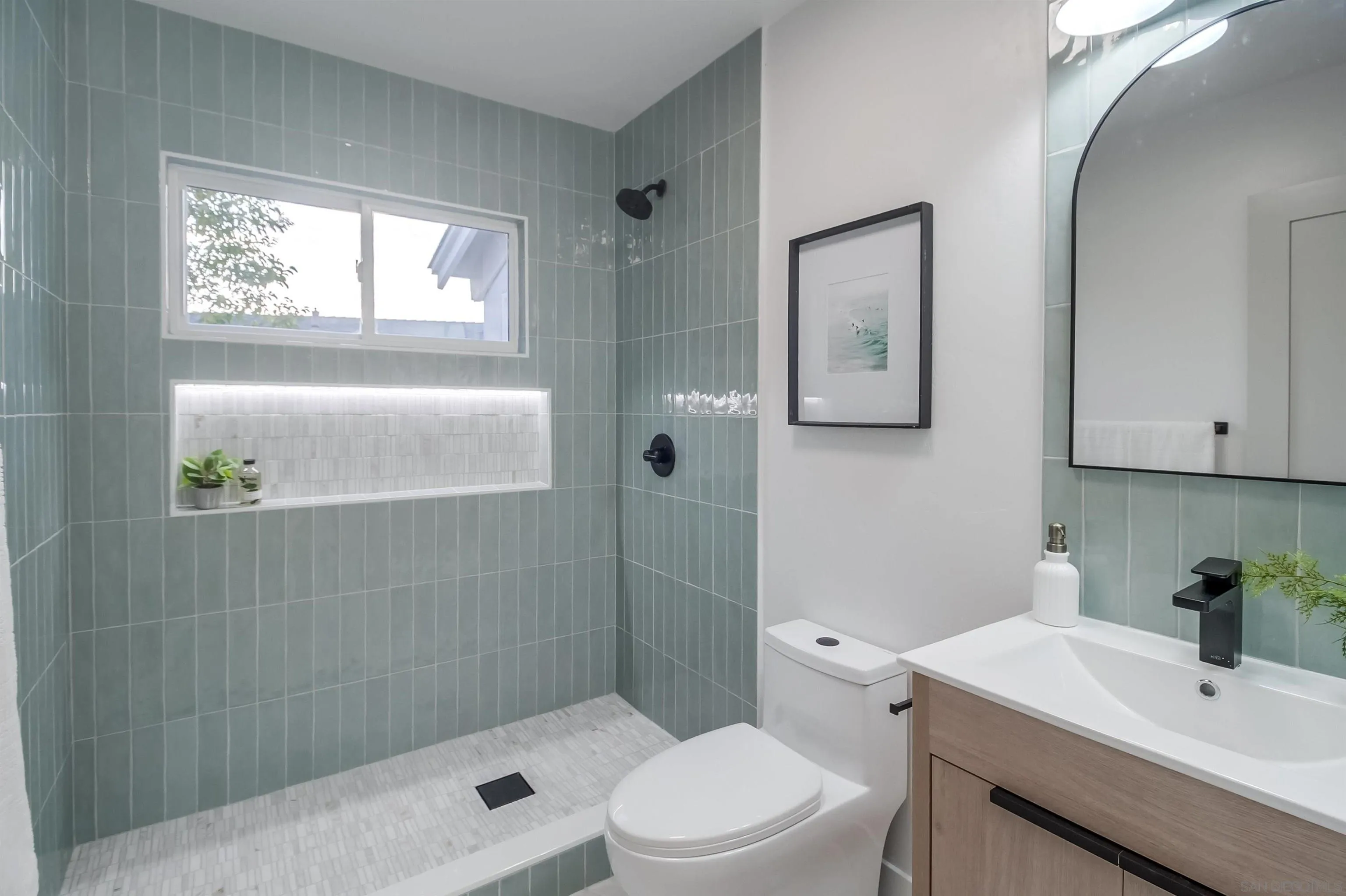 https://cdn.realtyfeed.com/cdn/127/250036983/848eaa6bb090ee52136e5caecf8455d3.webp