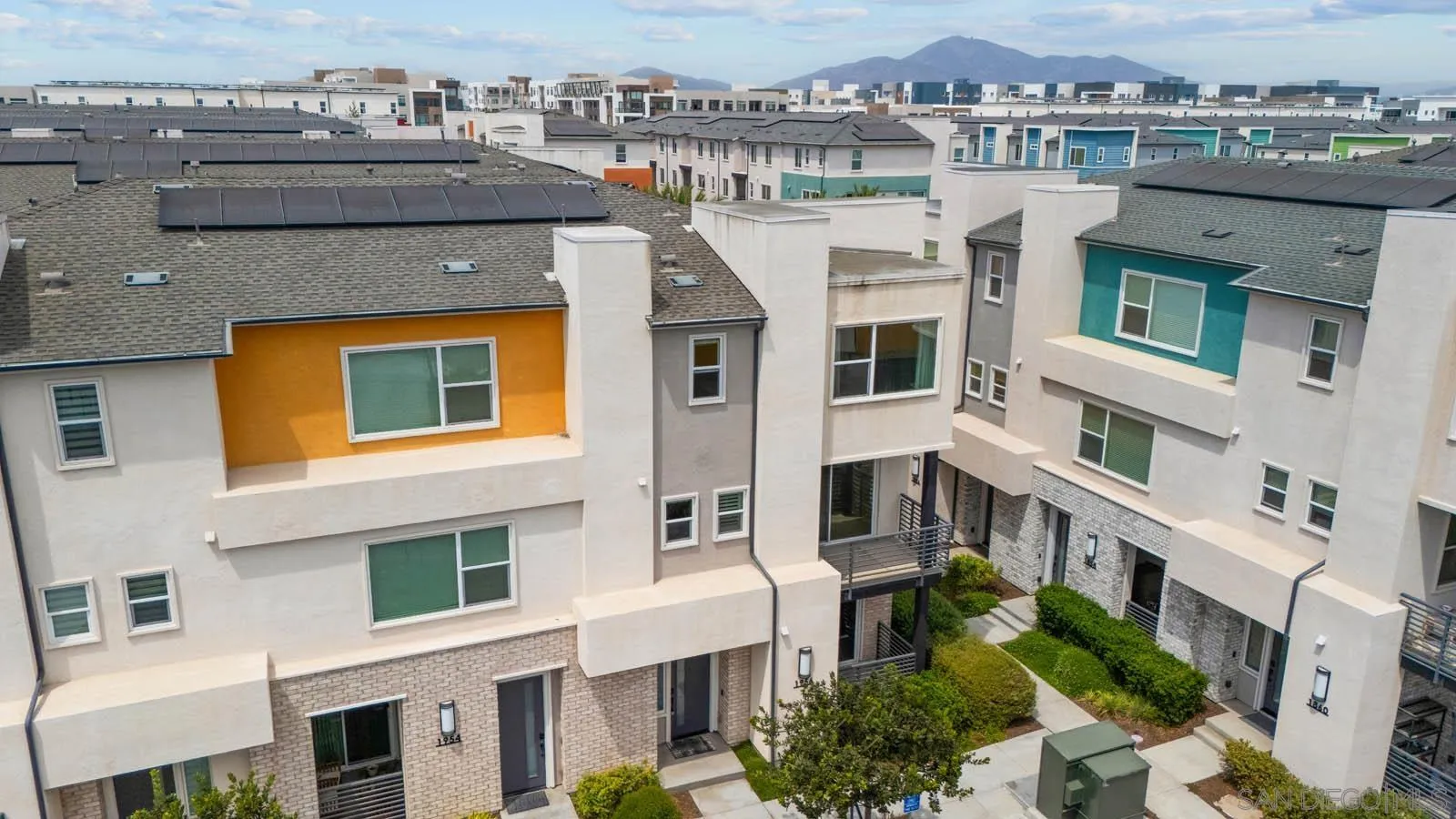 https://cdn.realtyfeed.com/cdn/127/250036986/321a6a1742ae77a8384a2d06df4b9765.webp