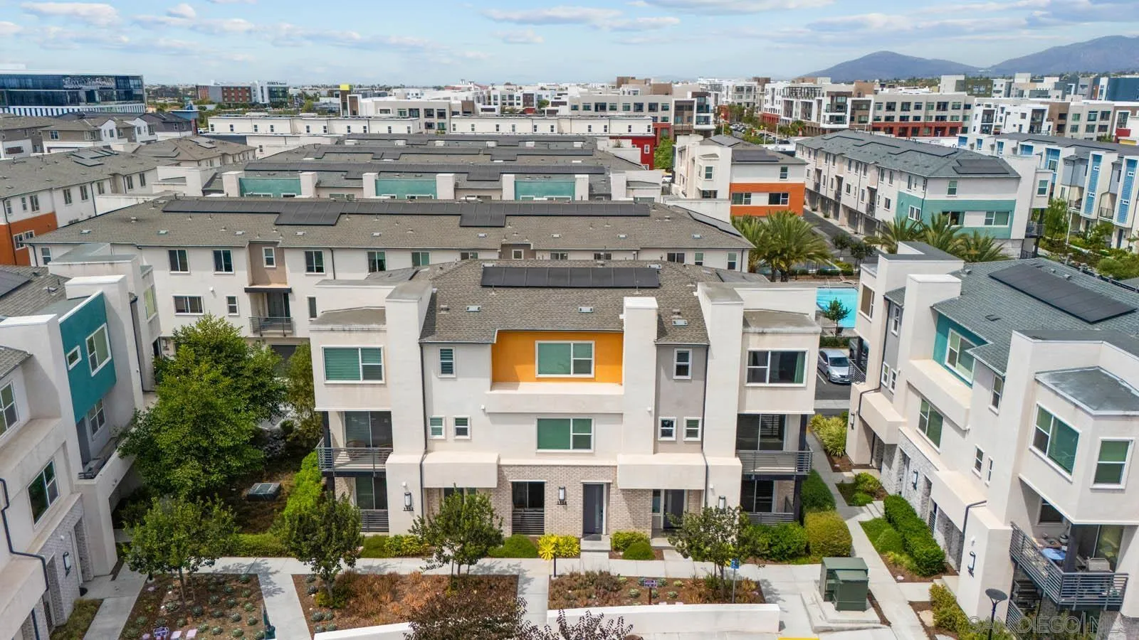 https://cdn.realtyfeed.com/cdn/127/250036986/a671eefb031496e1416083ce9bdc548a.webp