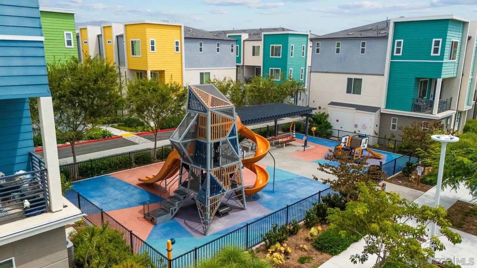 https://cdn.realtyfeed.com/cdn/127/250036986/c419574e682892942b24771f0cdf238d.webp