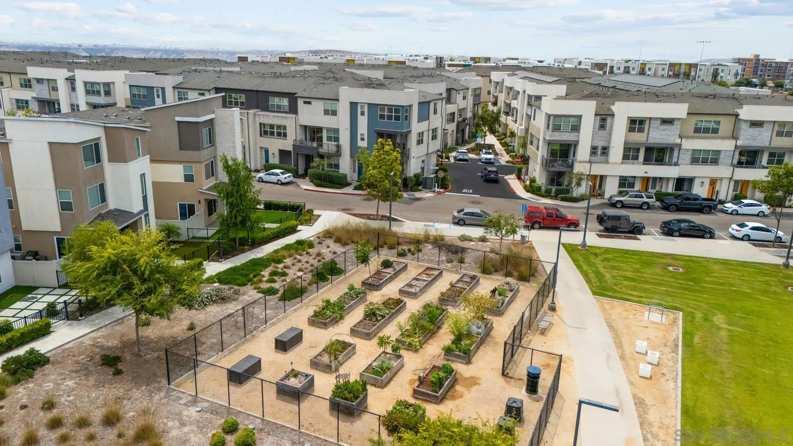 https://cdn.realtyfeed.com/cdn/127/250036986/f1c9ae2af8b6b5c58db4957e45e3c2b7.webp