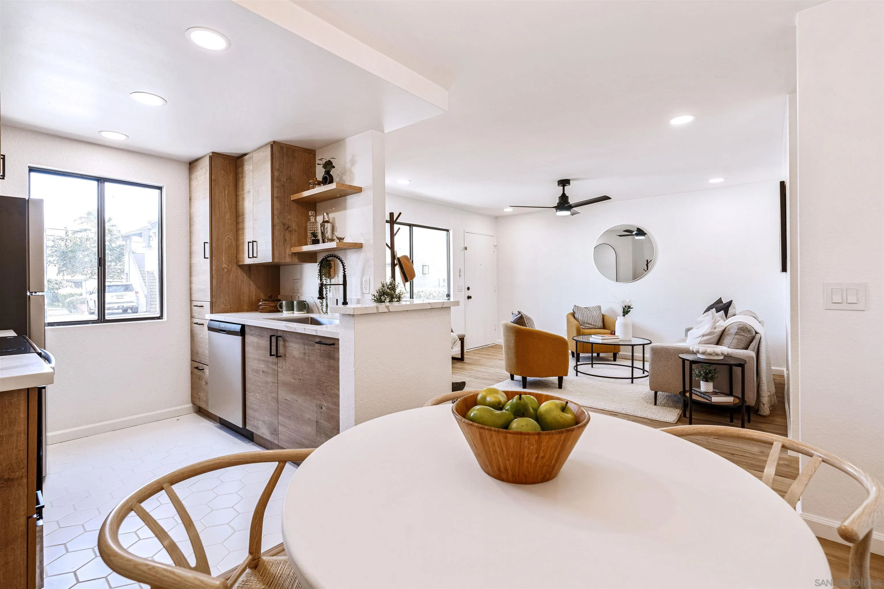 https://cdn.realtyfeed.com/cdn/127/250036987/7e37283d58d0ef9484518497fdfad846.webp