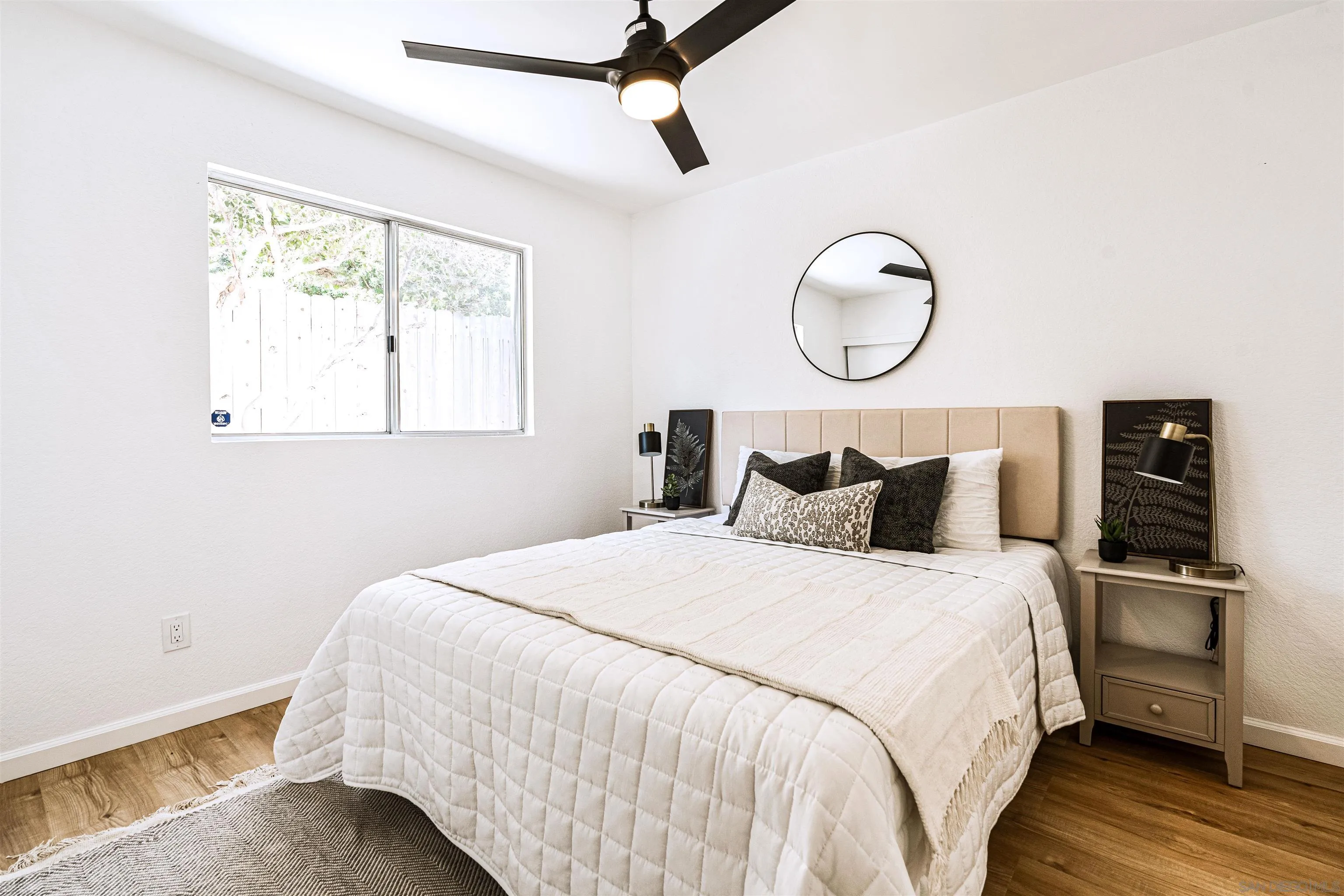 https://cdn.realtyfeed.com/cdn/127/250036987/b66135b7cc187d2c3fa7f51e7edfec69.webp