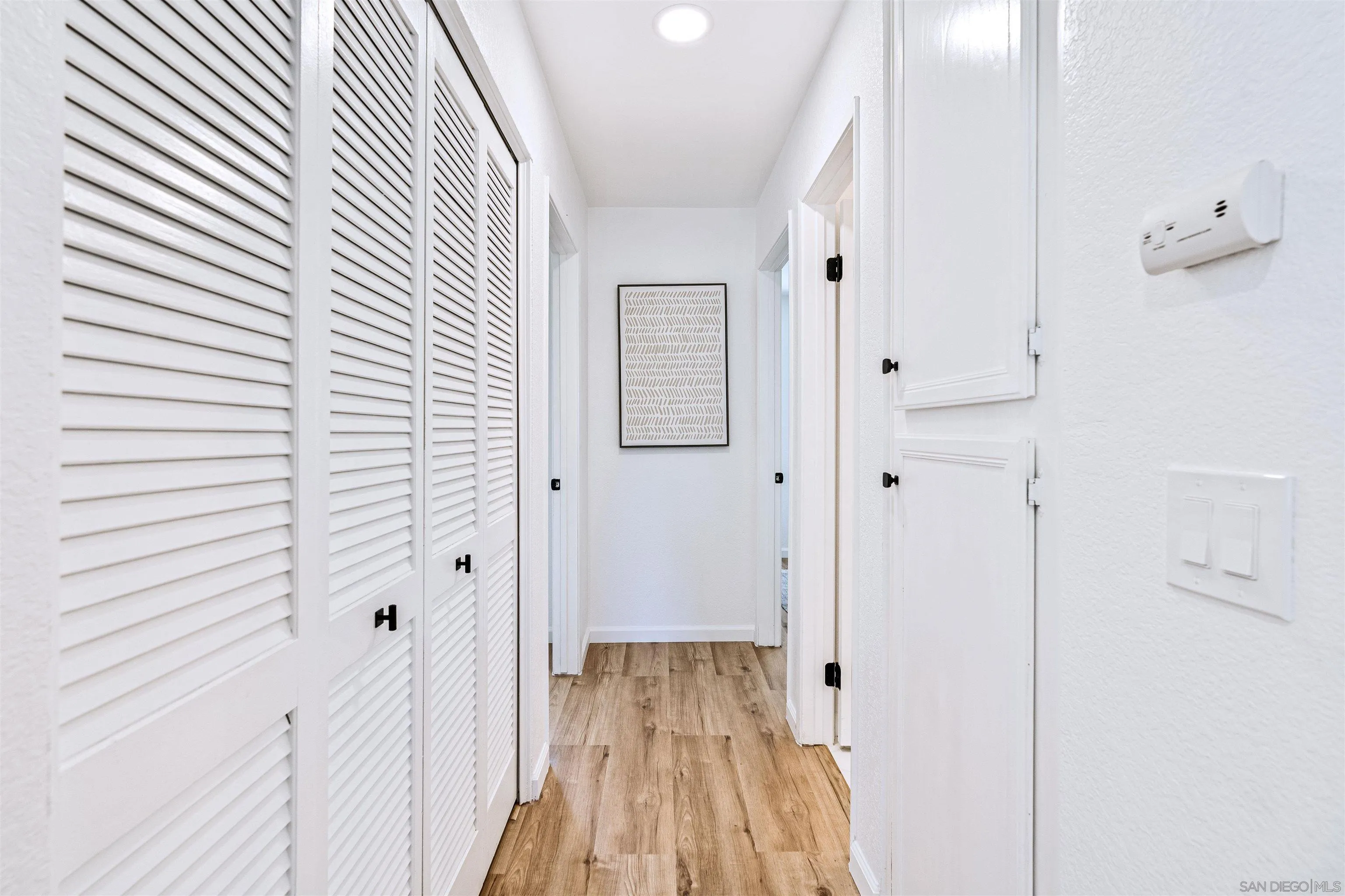 https://cdn.realtyfeed.com/cdn/127/250036987/b7b2f86a000dafd419f3911b97c32eaf.webp