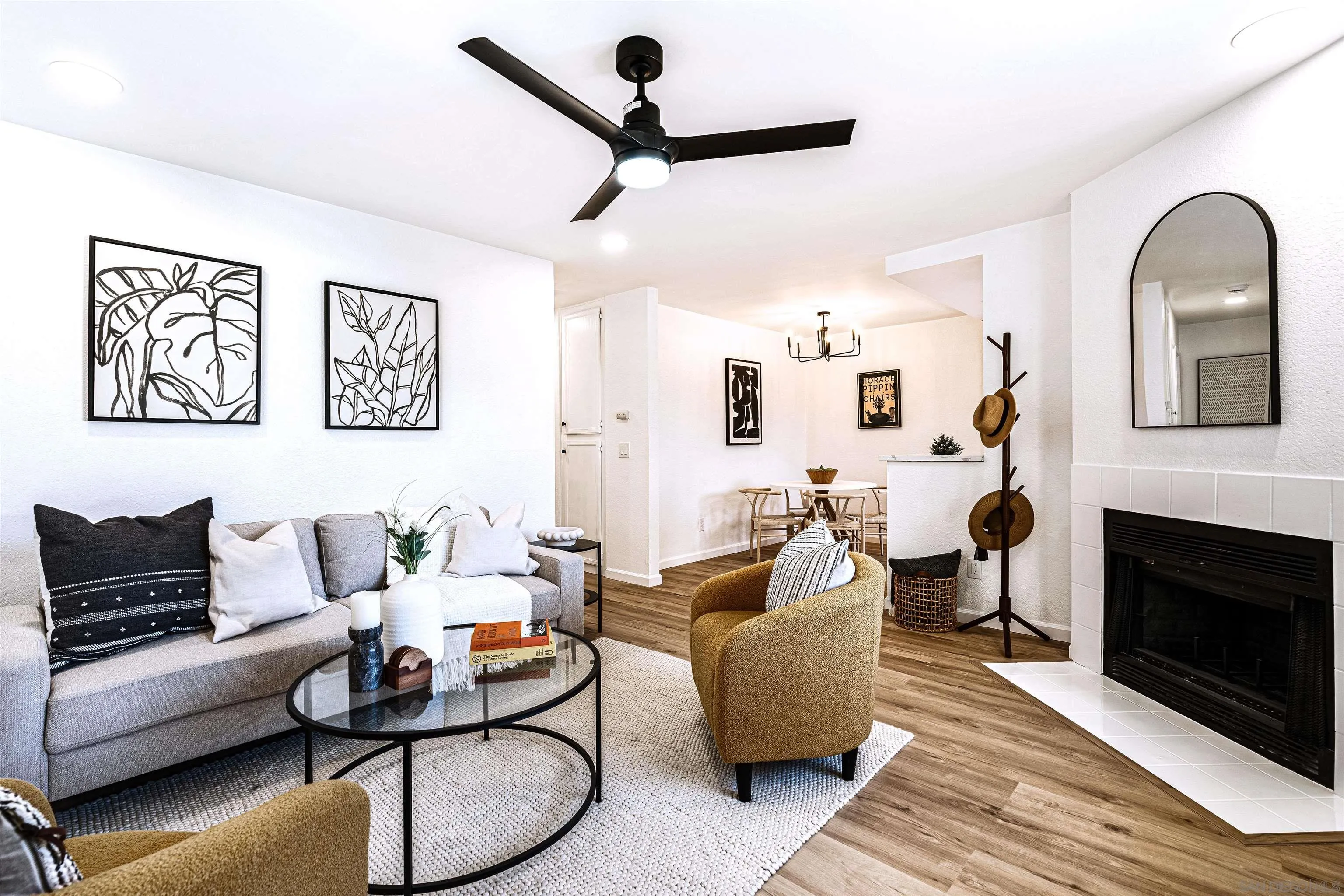 https://cdn.realtyfeed.com/cdn/127/250036987/c54f961da9edd8124de88ebe99a28562.webp
