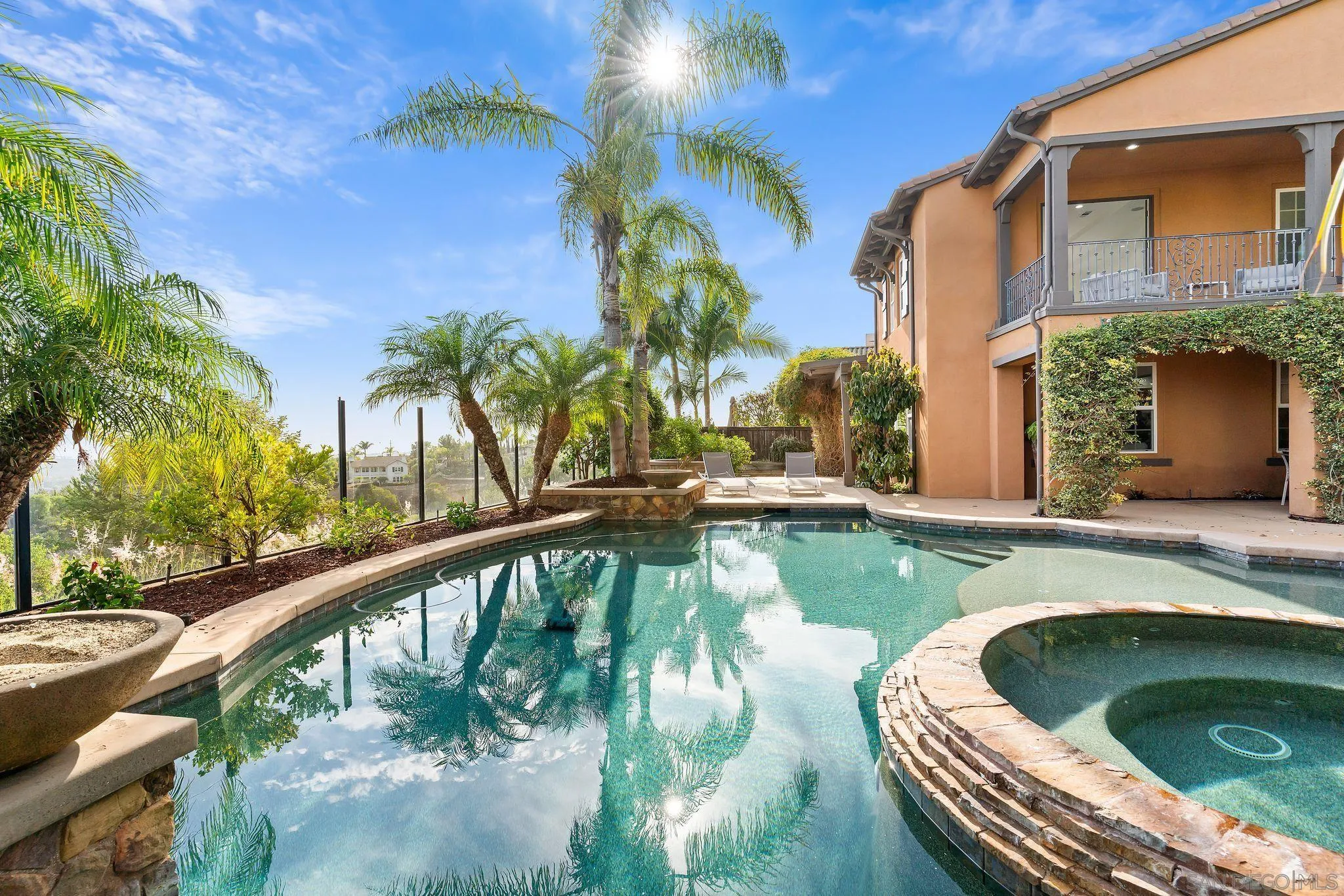 https://cdn.realtyfeed.com/cdn/127/250036988/b41e760b57dcdb930fb92bb5e8bfdabb.webp