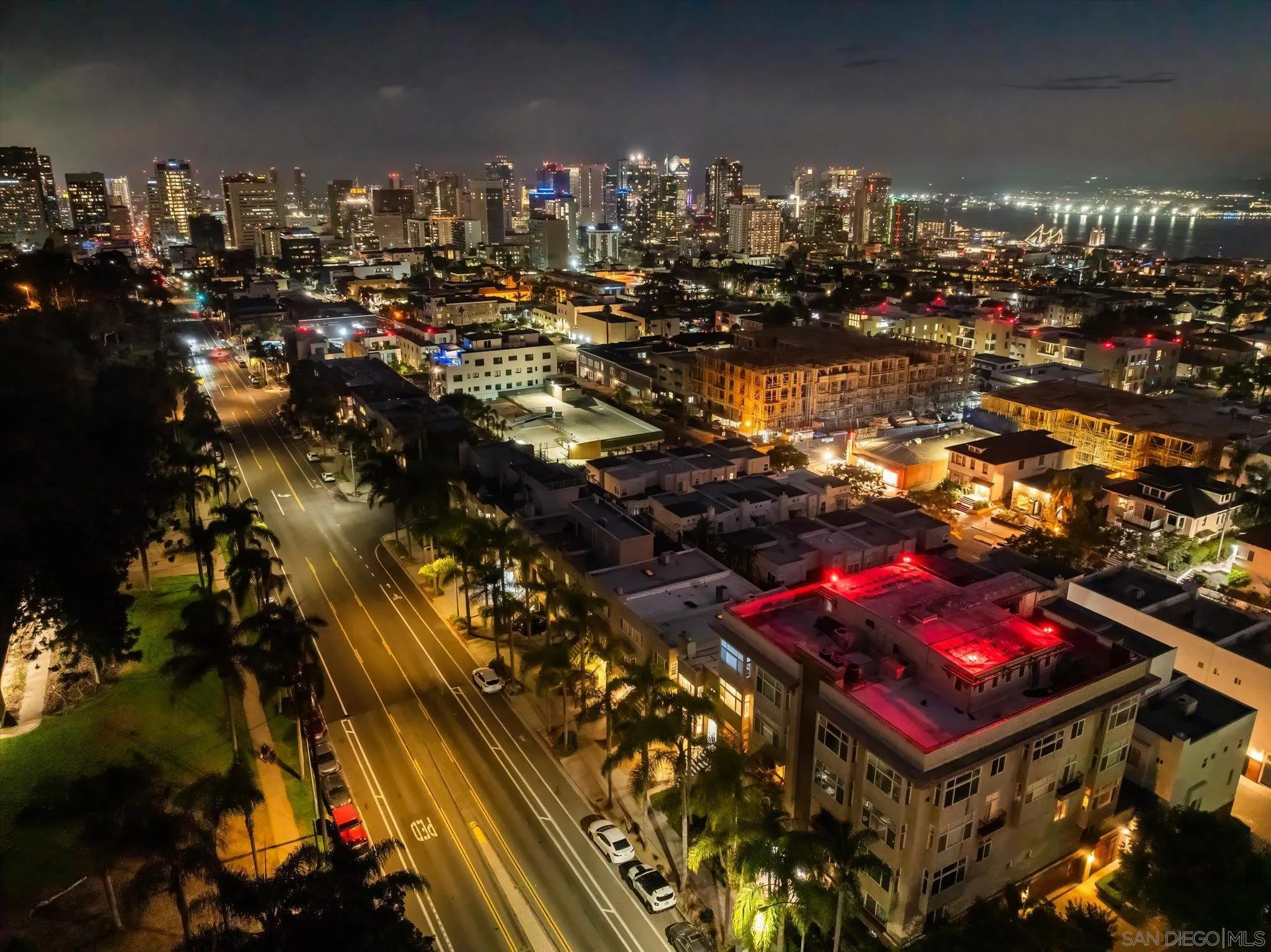 https://cdn.realtyfeed.com/cdn/127/250036989/2ae16f5dd1eb5feae1080c86a43b5feb.webp