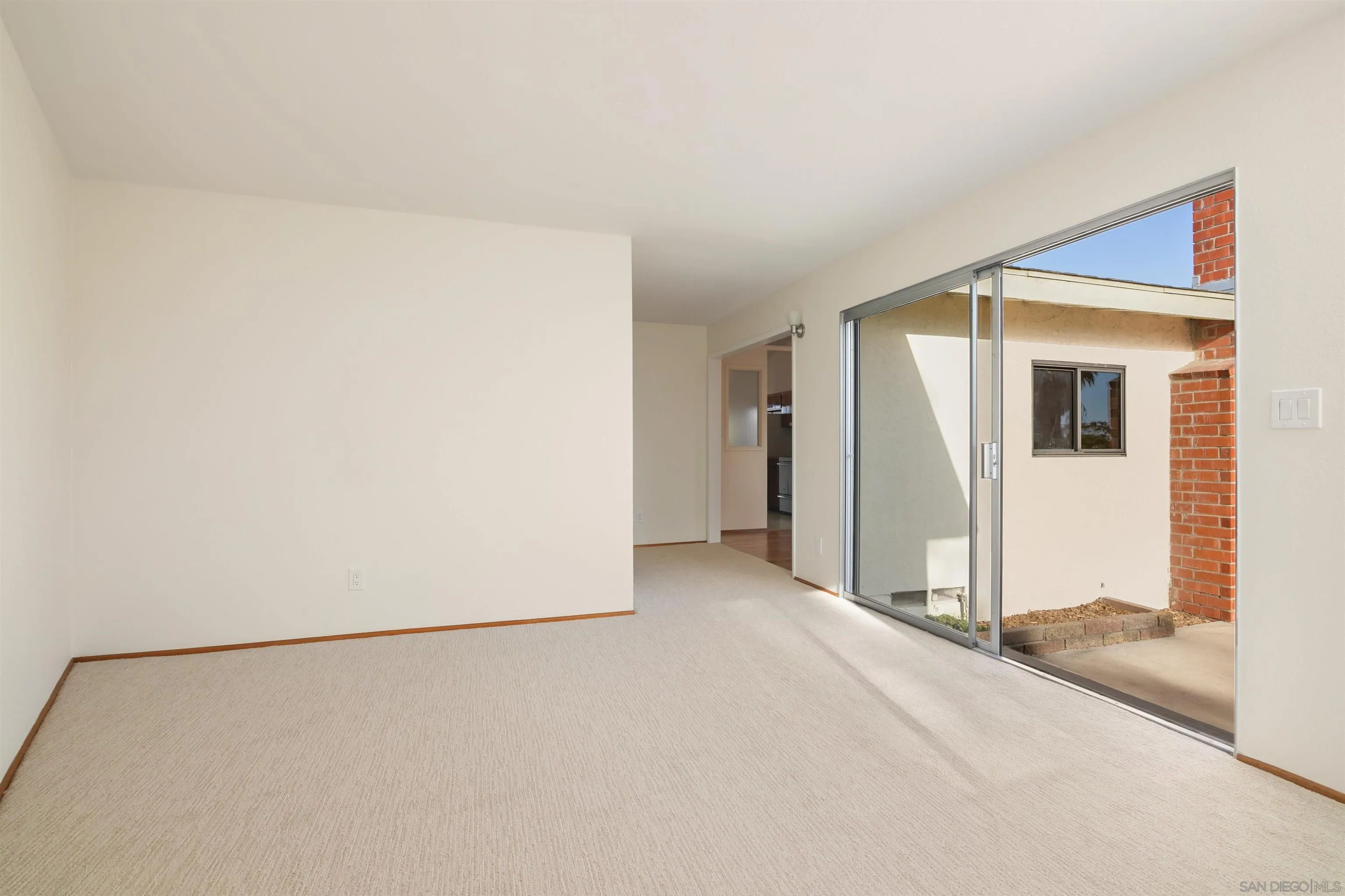 https://cdn.realtyfeed.com/cdn/127/250036990/62f6c3207afca171dd872bf845f4d236.webp