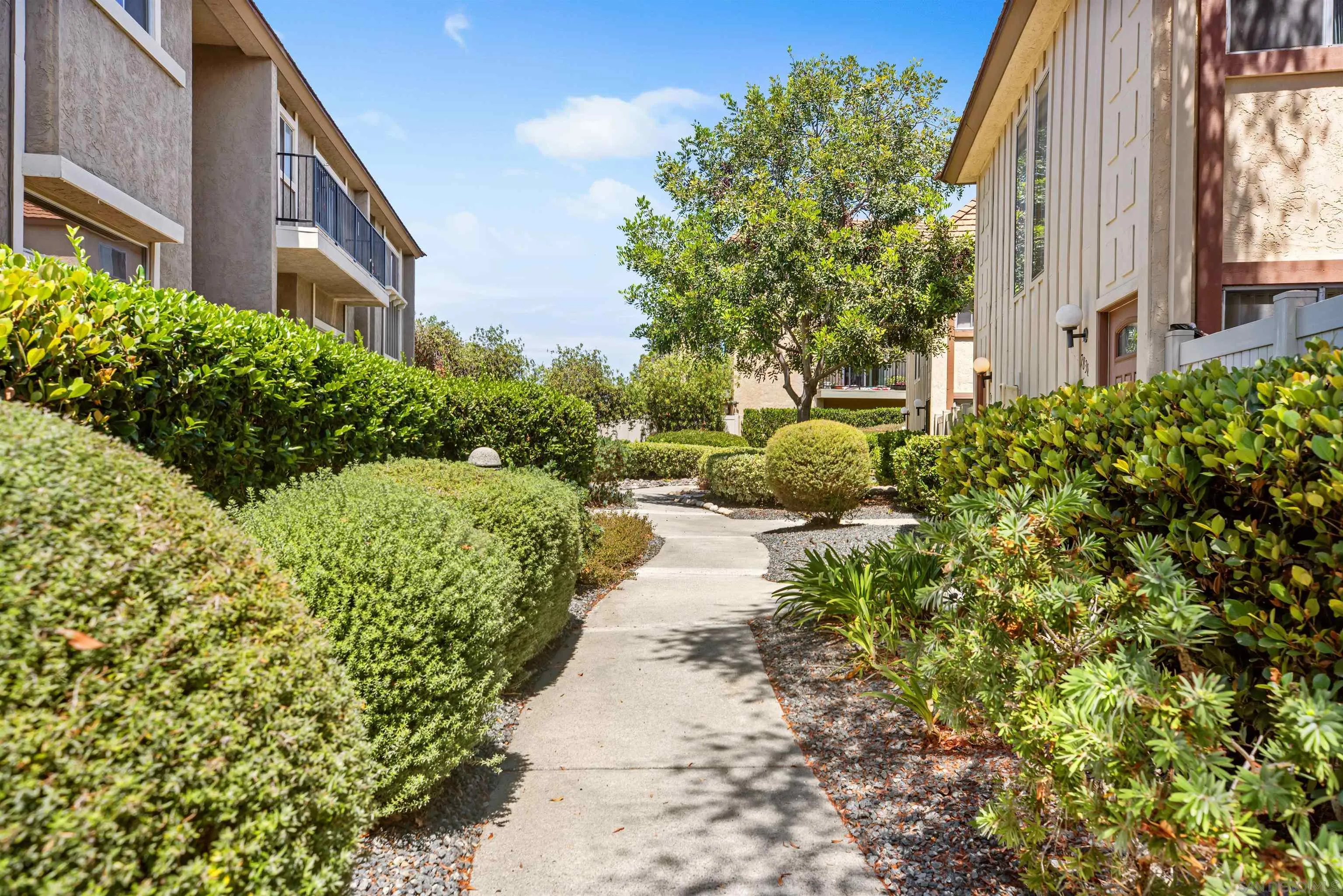 https://cdn.realtyfeed.com/cdn/127/250036991/1619236d5a299e7feb3a34ddae4761cf.webp