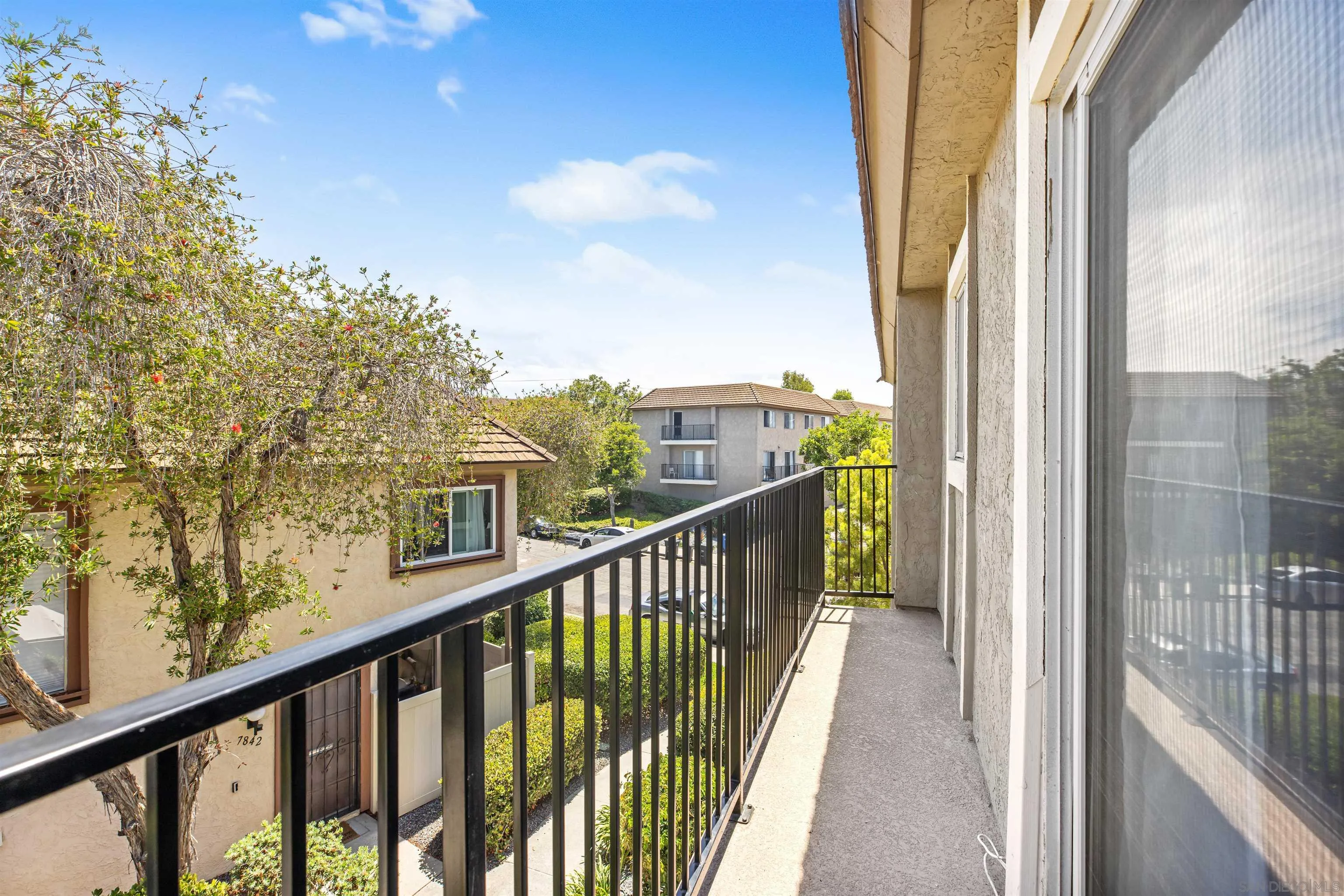 https://cdn.realtyfeed.com/cdn/127/250036991/7aaaa7e8f83a70fe3aff8862da76751a.webp