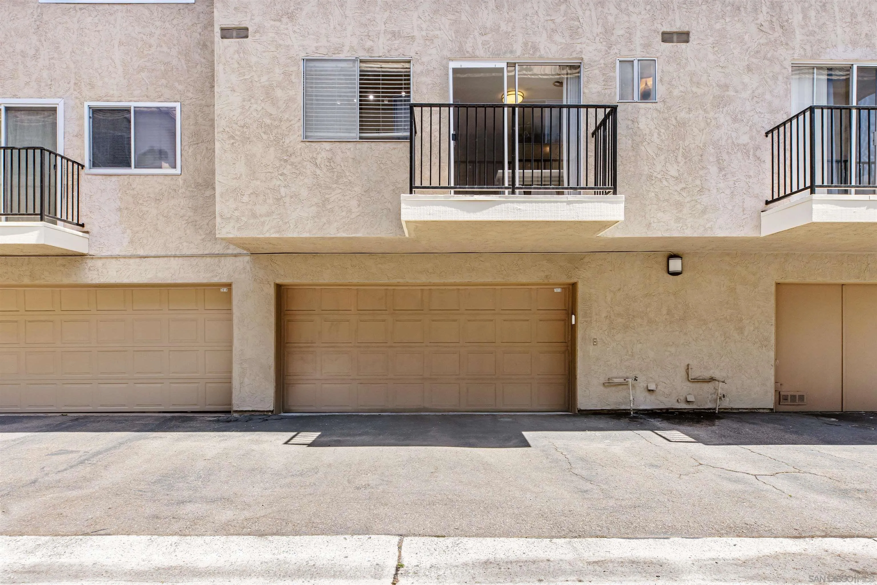 https://cdn.realtyfeed.com/cdn/127/250036991/aa33e9760fc46291df164ac8b91ac4a1.webp