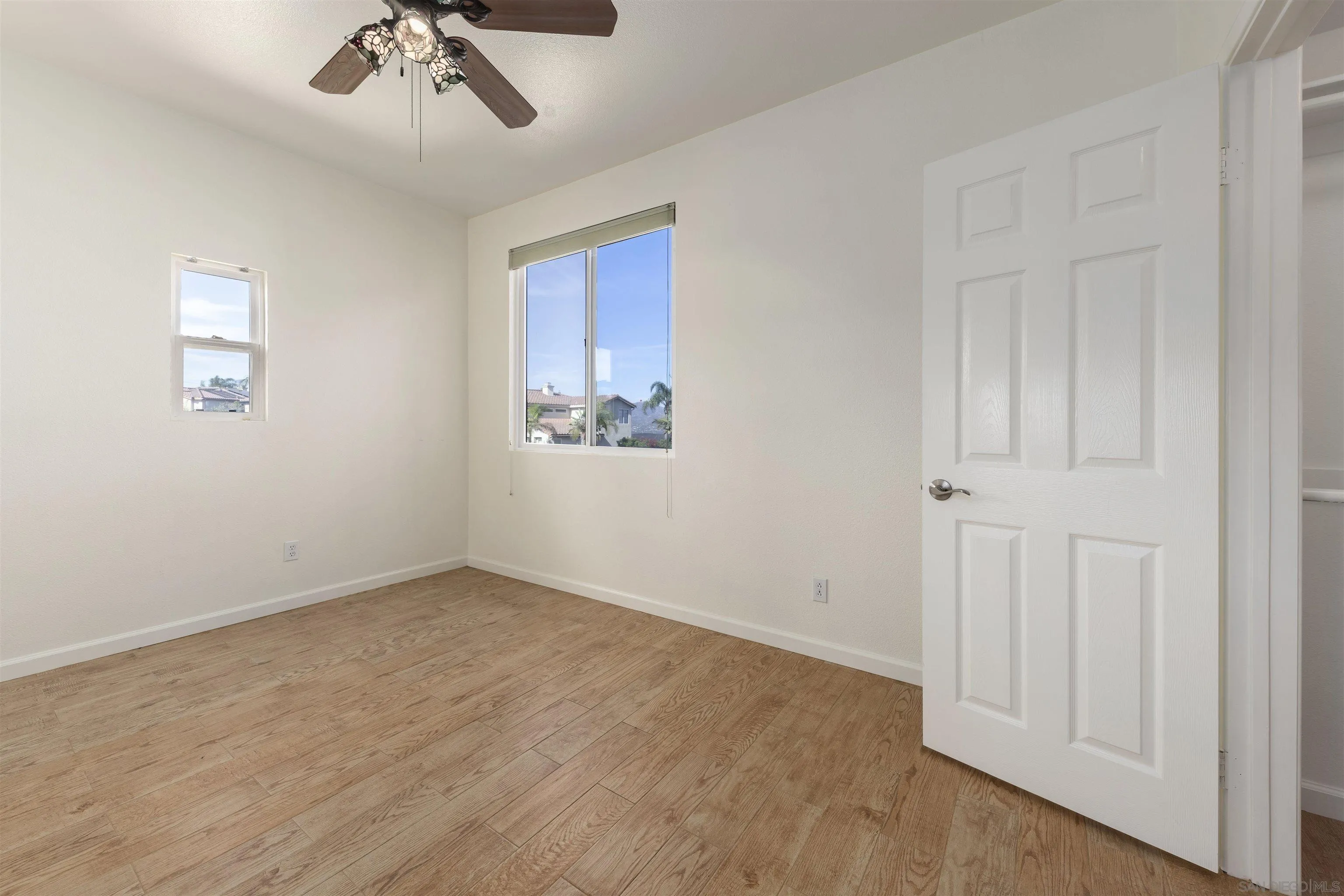 https://cdn.realtyfeed.com/cdn/127/250036992/3dad52665fbe3f4b208146cdaed6aafd.webp
