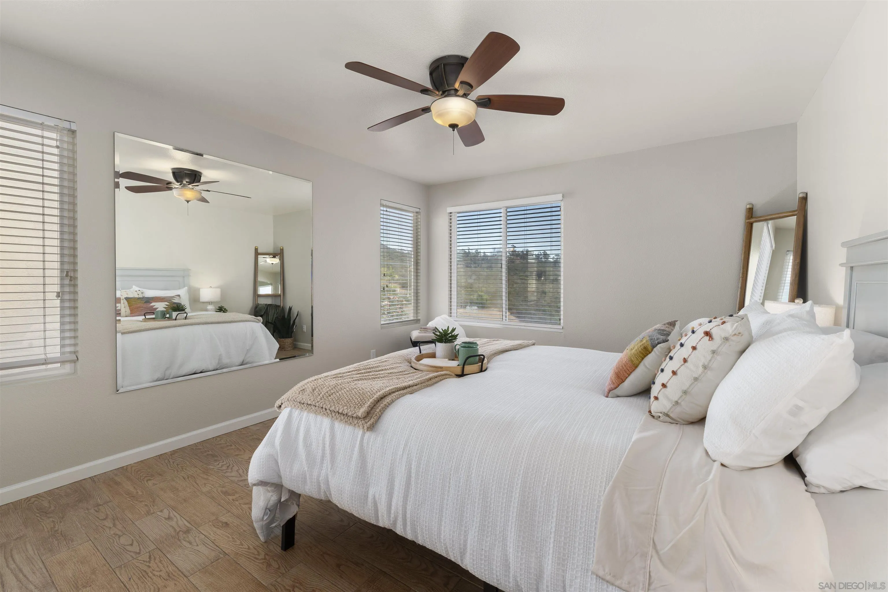 https://cdn.realtyfeed.com/cdn/127/250036992/7c966ec8e5e527e97db83cb65725e56b.webp