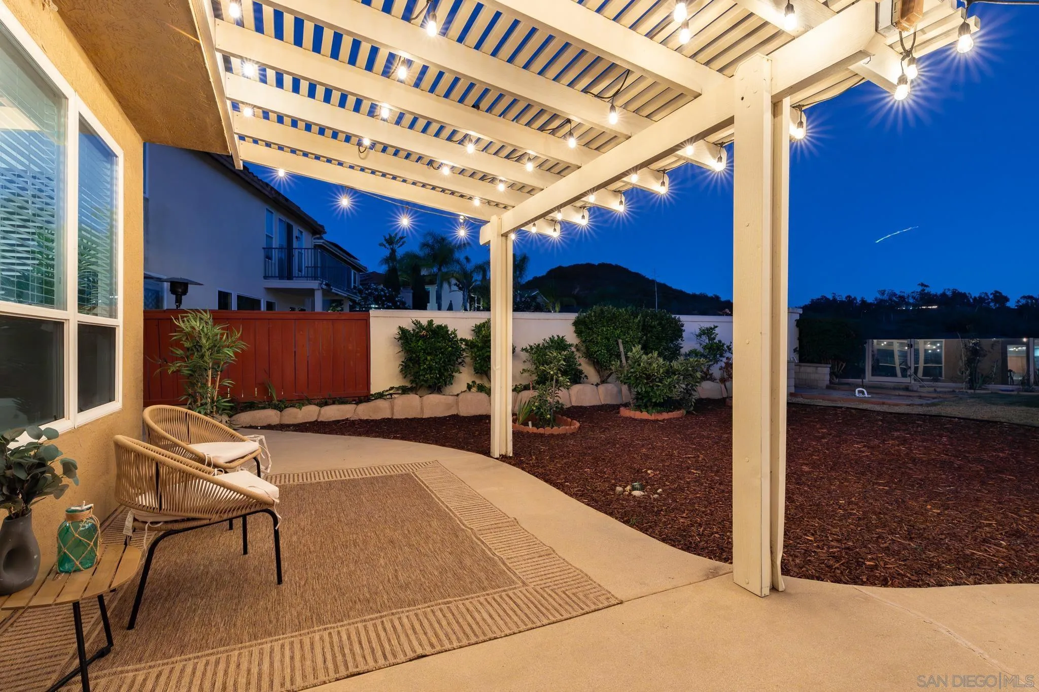 https://cdn.realtyfeed.com/cdn/127/250036992/7e1e6025cb63708d414397fee9a16d8e.webp