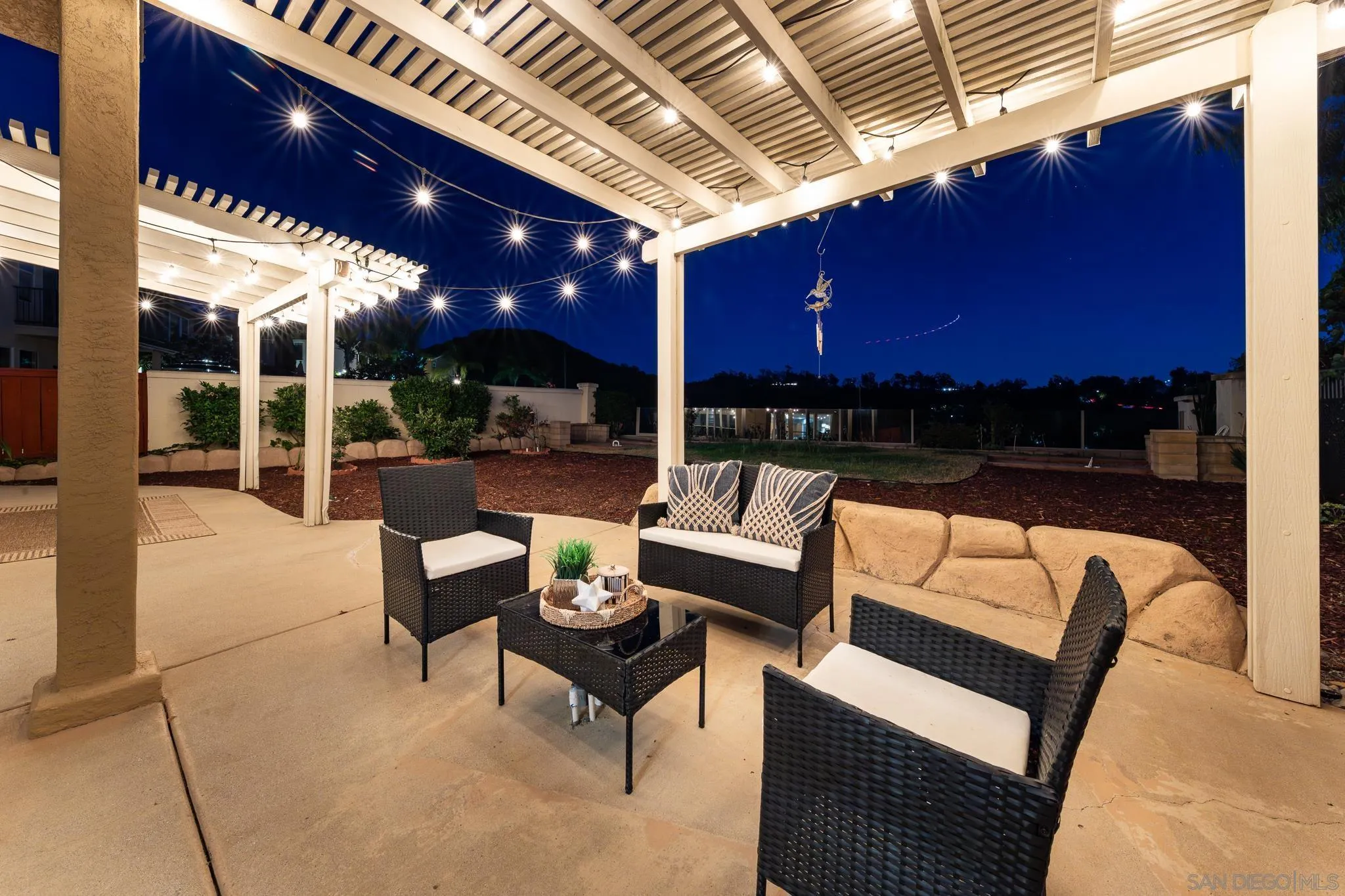 https://cdn.realtyfeed.com/cdn/127/250036992/c5671cdc22483cbdd915f4632ec8c883.webp