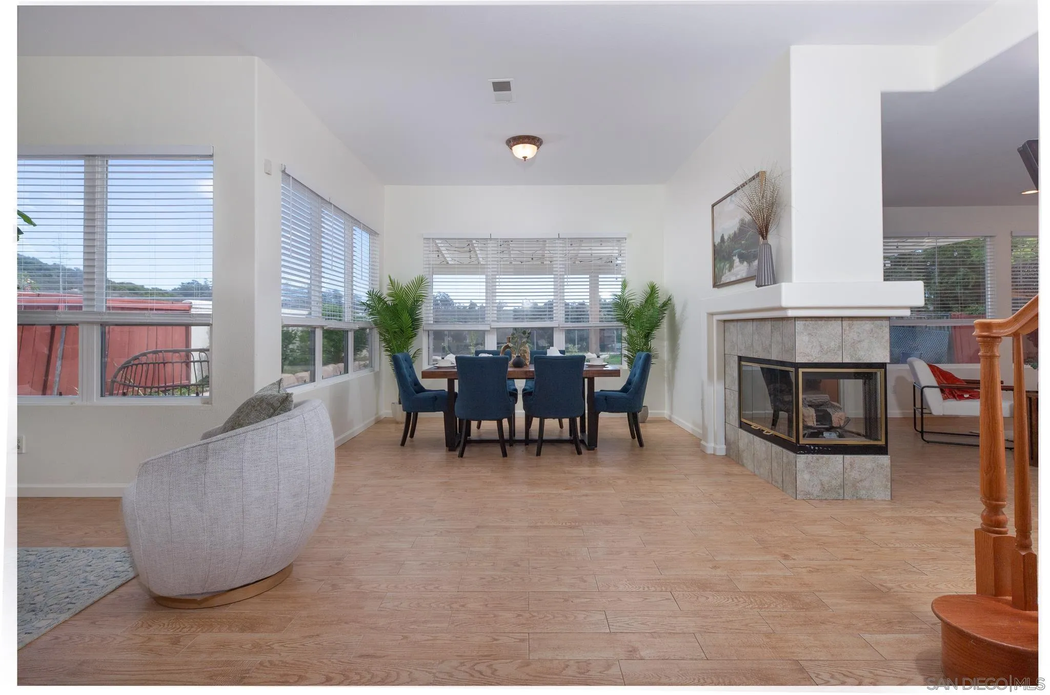 https://cdn.realtyfeed.com/cdn/127/250036992/c7479d1ec3937b0986626a391d1f03cf.webp