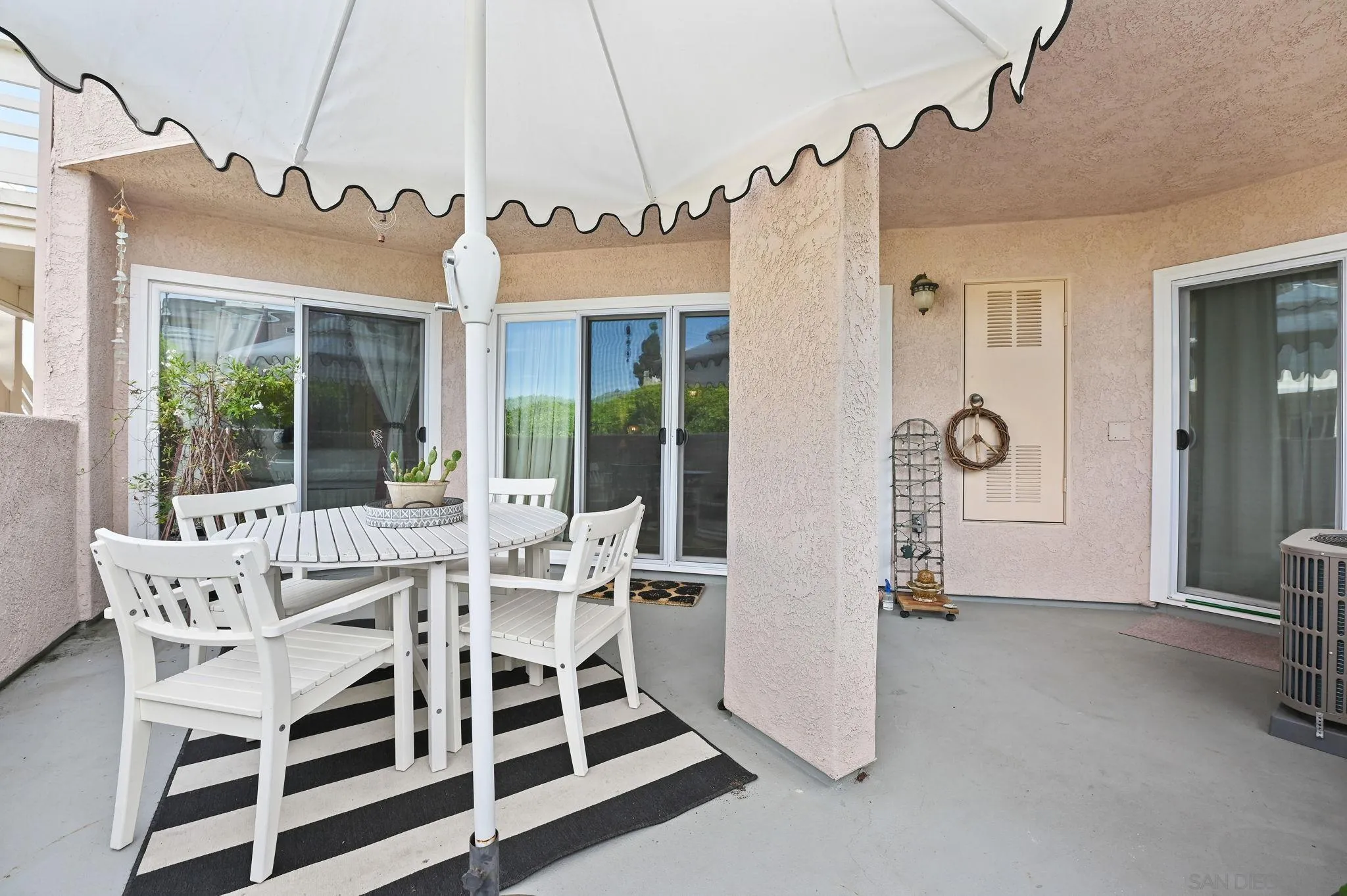 https://cdn.realtyfeed.com/cdn/127/250036994/1efd00f9f656374e87852543582992cc.webp