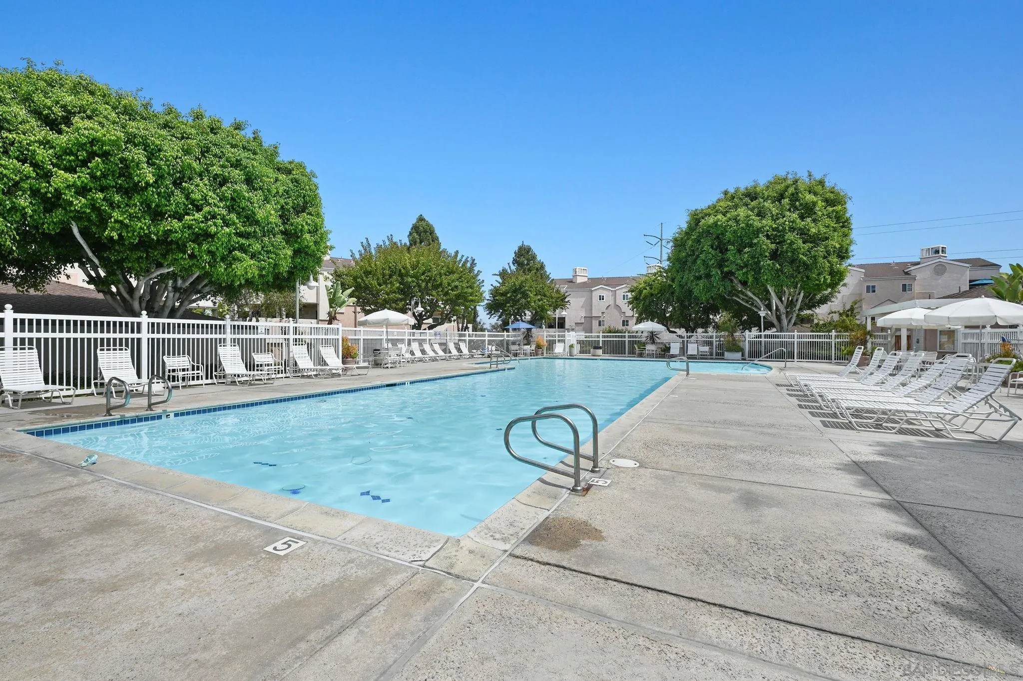 https://cdn.realtyfeed.com/cdn/127/250036994/5fc78d448dae55050187730bdf482437.webp