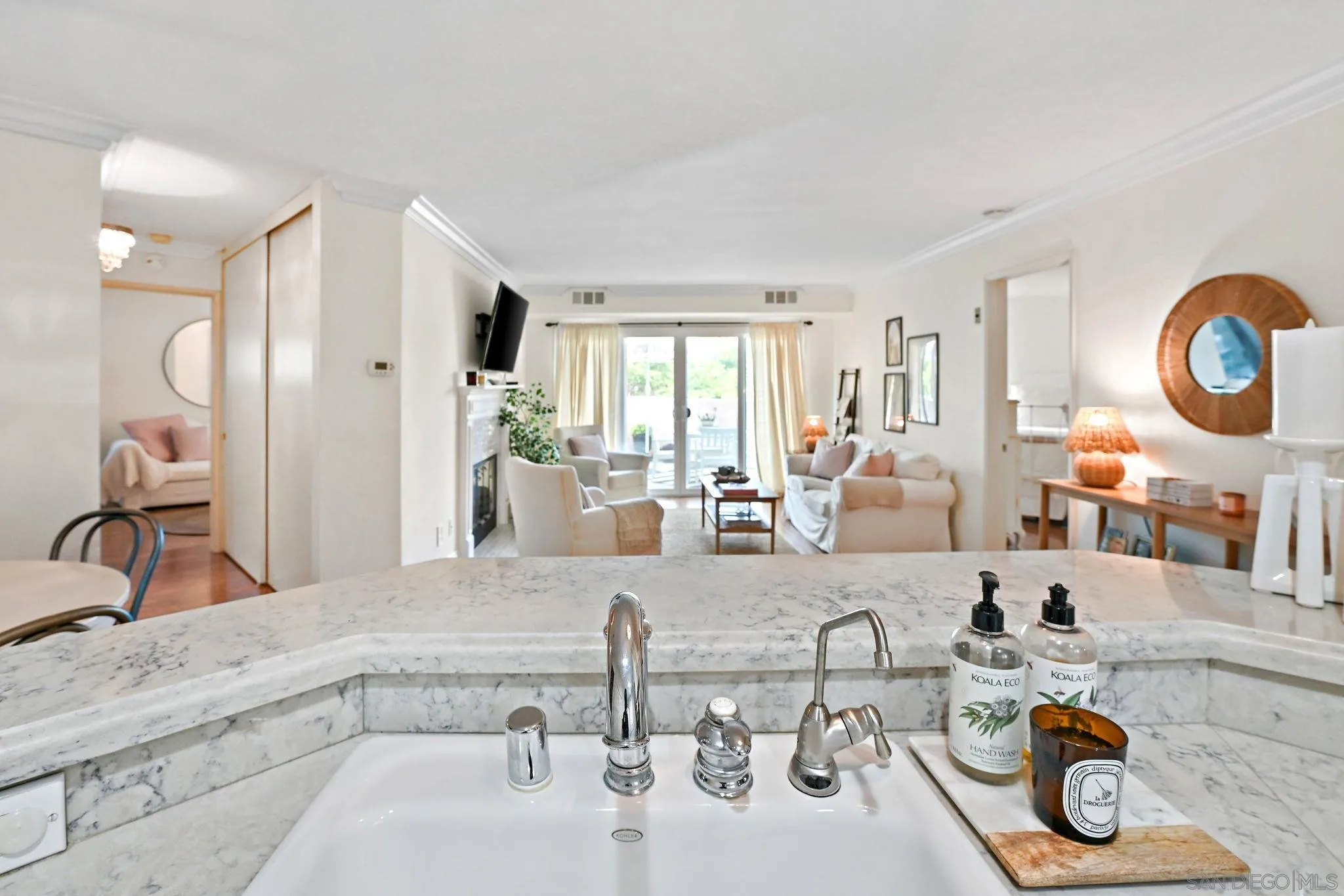 Photo #12: 250036994 Listing: Photo #12