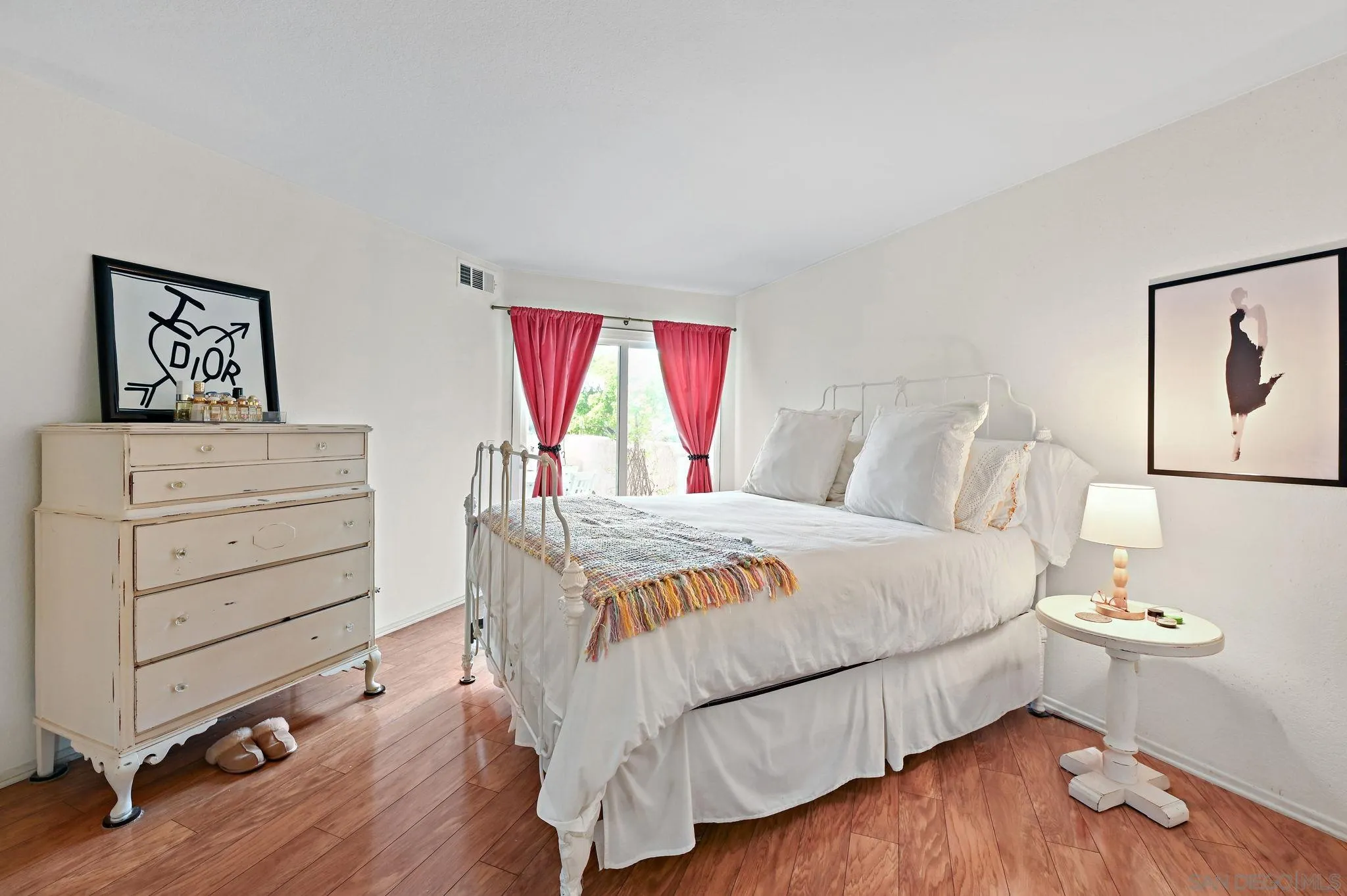 https://cdn.realtyfeed.com/cdn/127/250036994/7f0dc1d58439b4c6afb8c3e05b279dff.webp