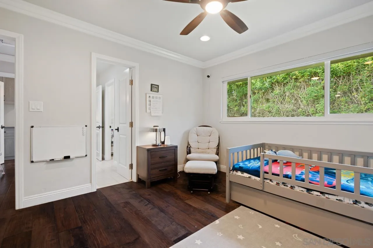 https://cdn.realtyfeed.com/cdn/127/250036996/1144436df0095492511e18563f6b20da.webp